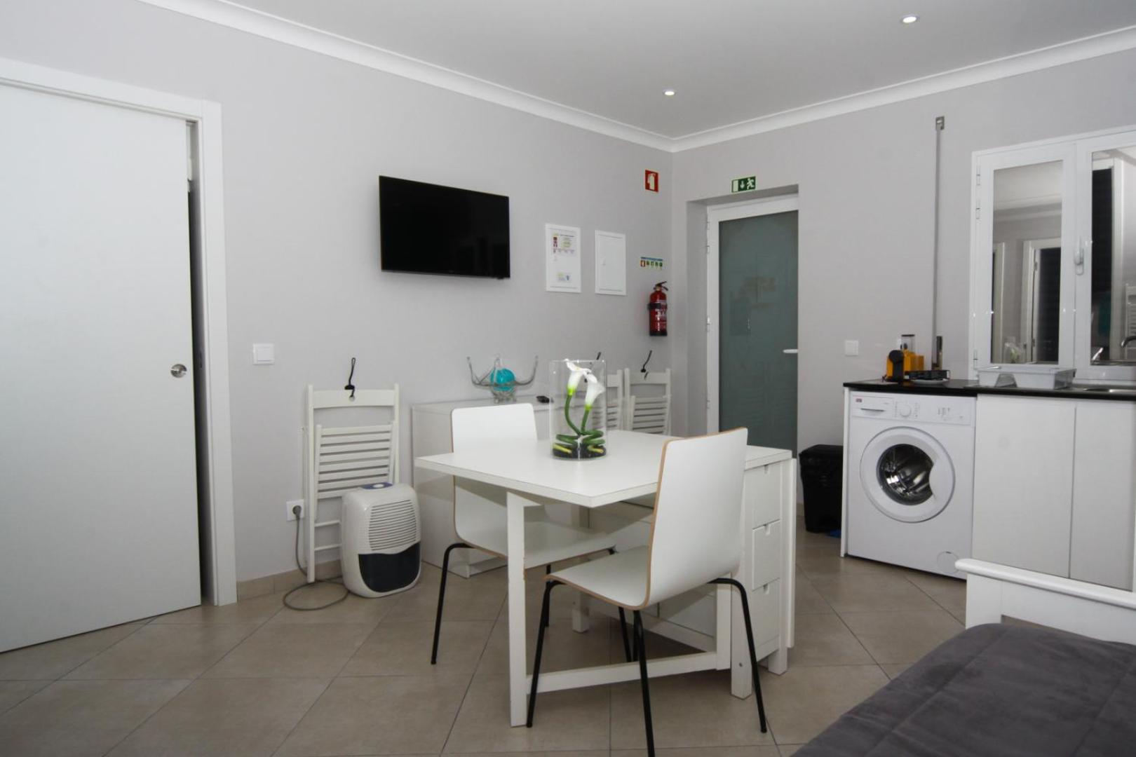 Apartment - Photo 16