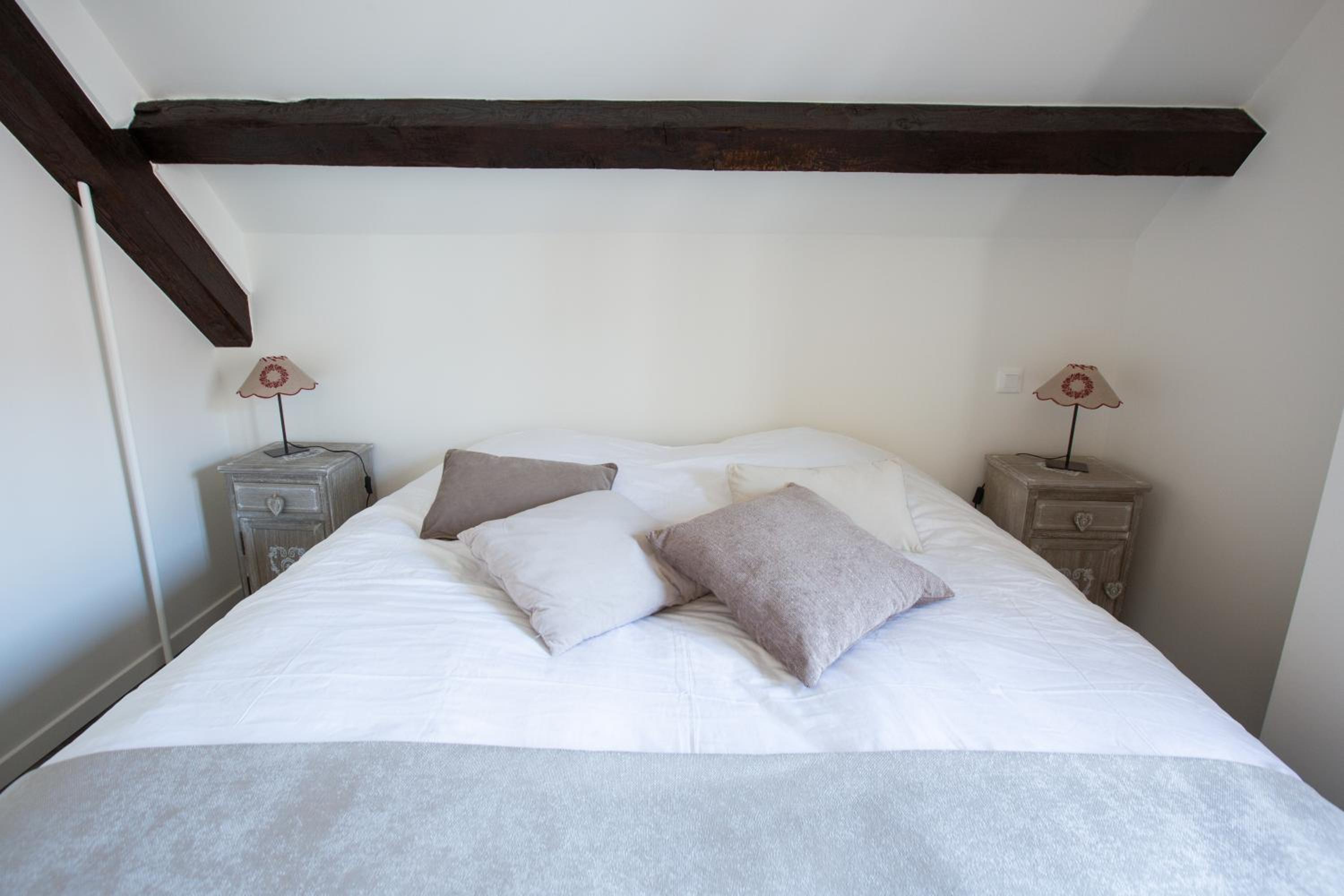 One-Bedroom Apartment - Colmar photo 2