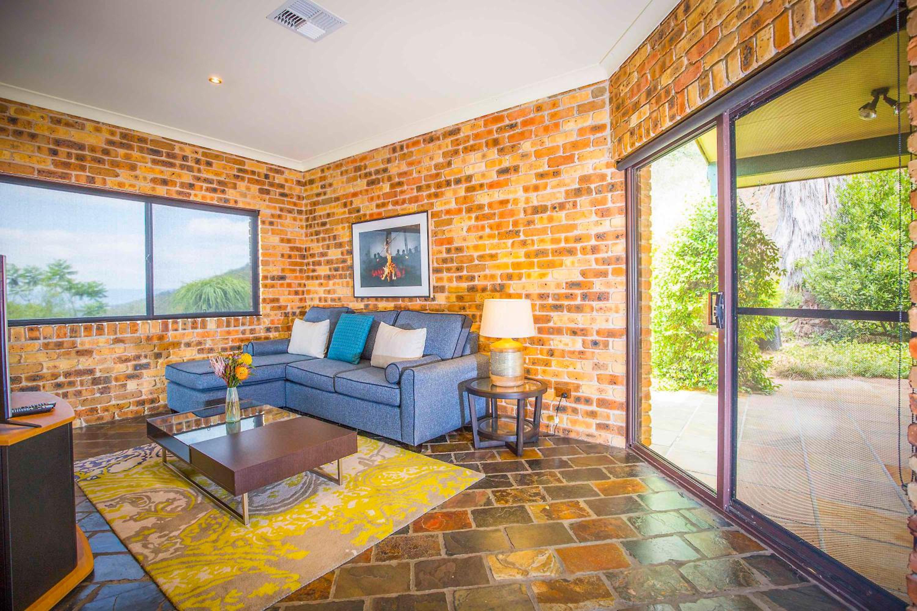 Four-Bedroom Vacation Home photo 2