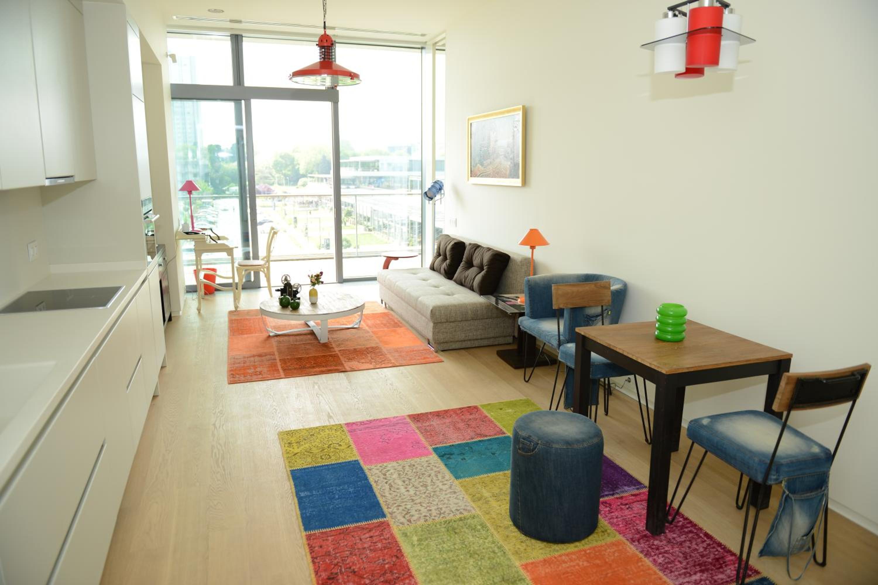 Family Apartment One Bedroom with Partial Marina View  photo 2