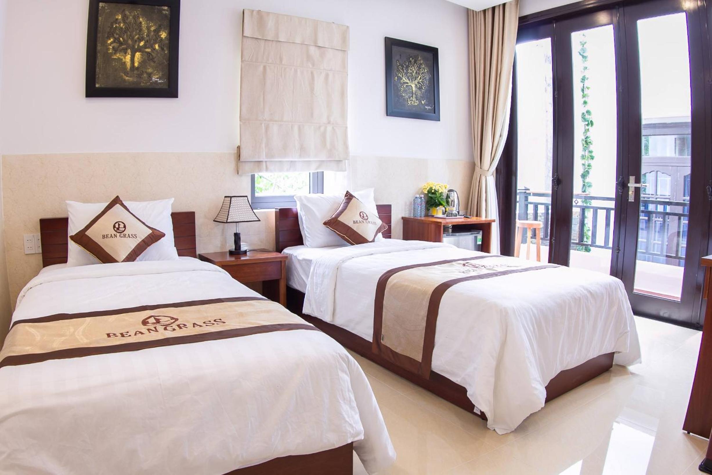 Deluxe Double or Twin Room with Balcony photo 3