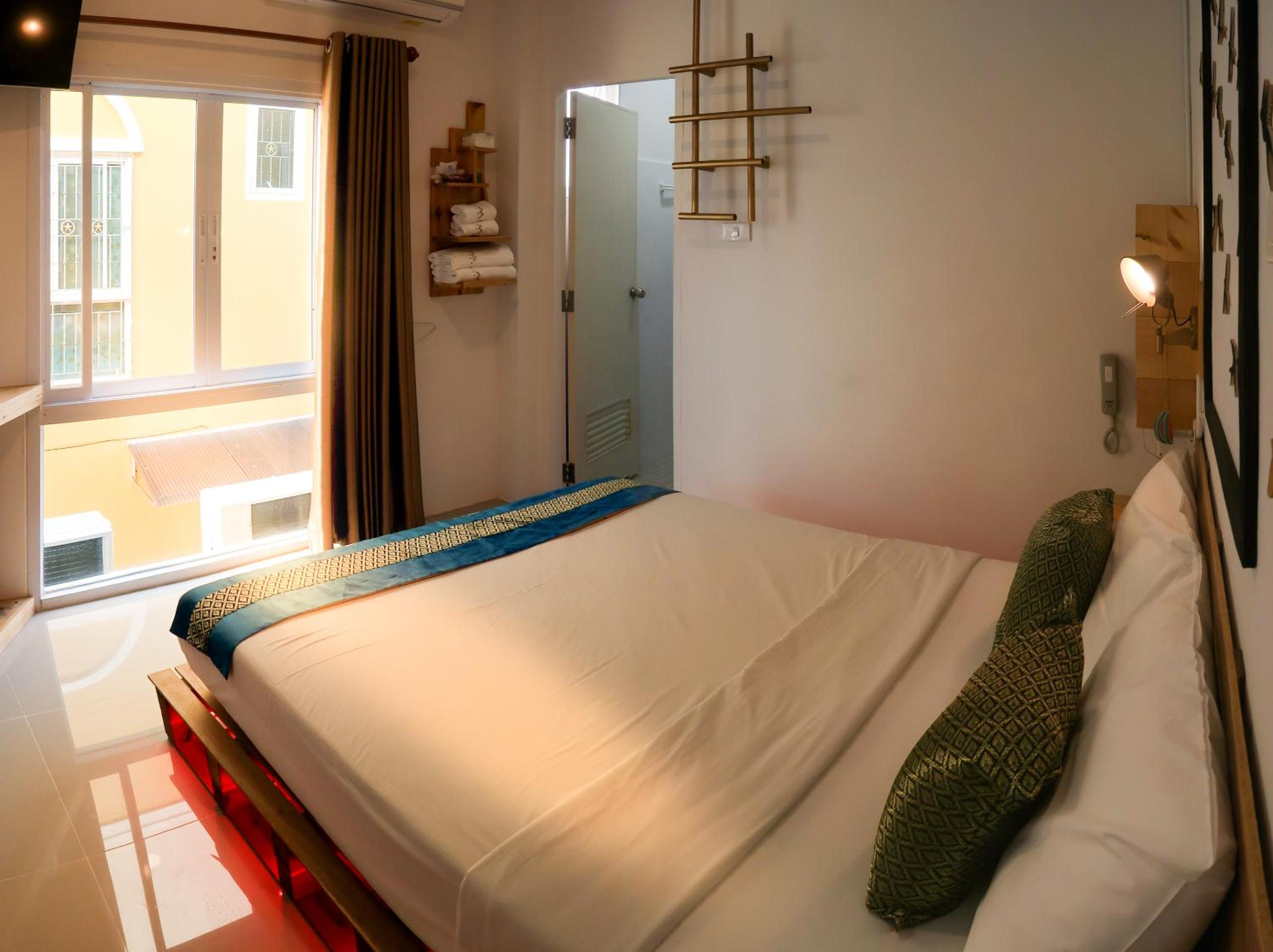 Standard Double Room photo 2