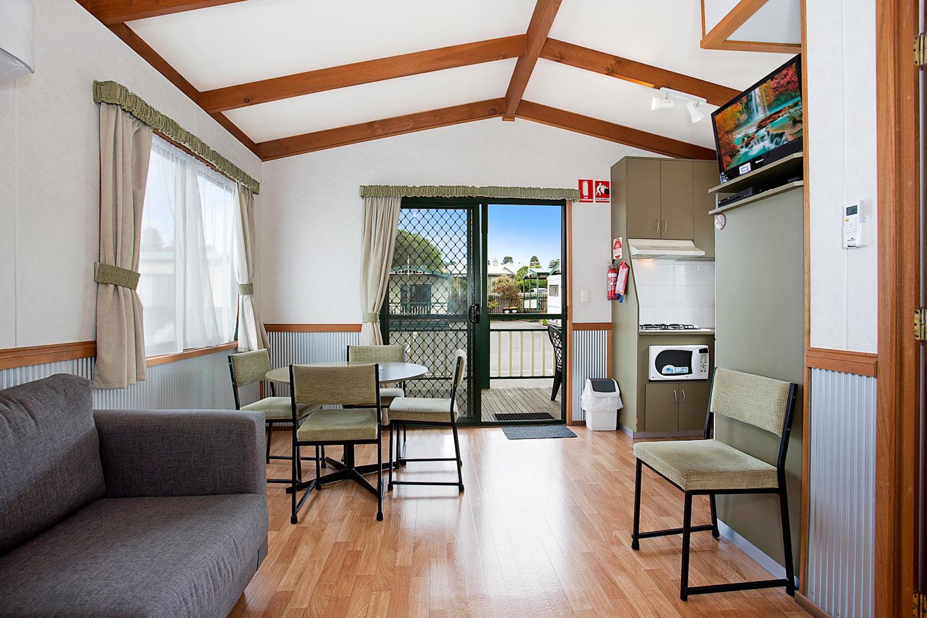 Standard Cabin with Queen and Bunk Beds photo 1