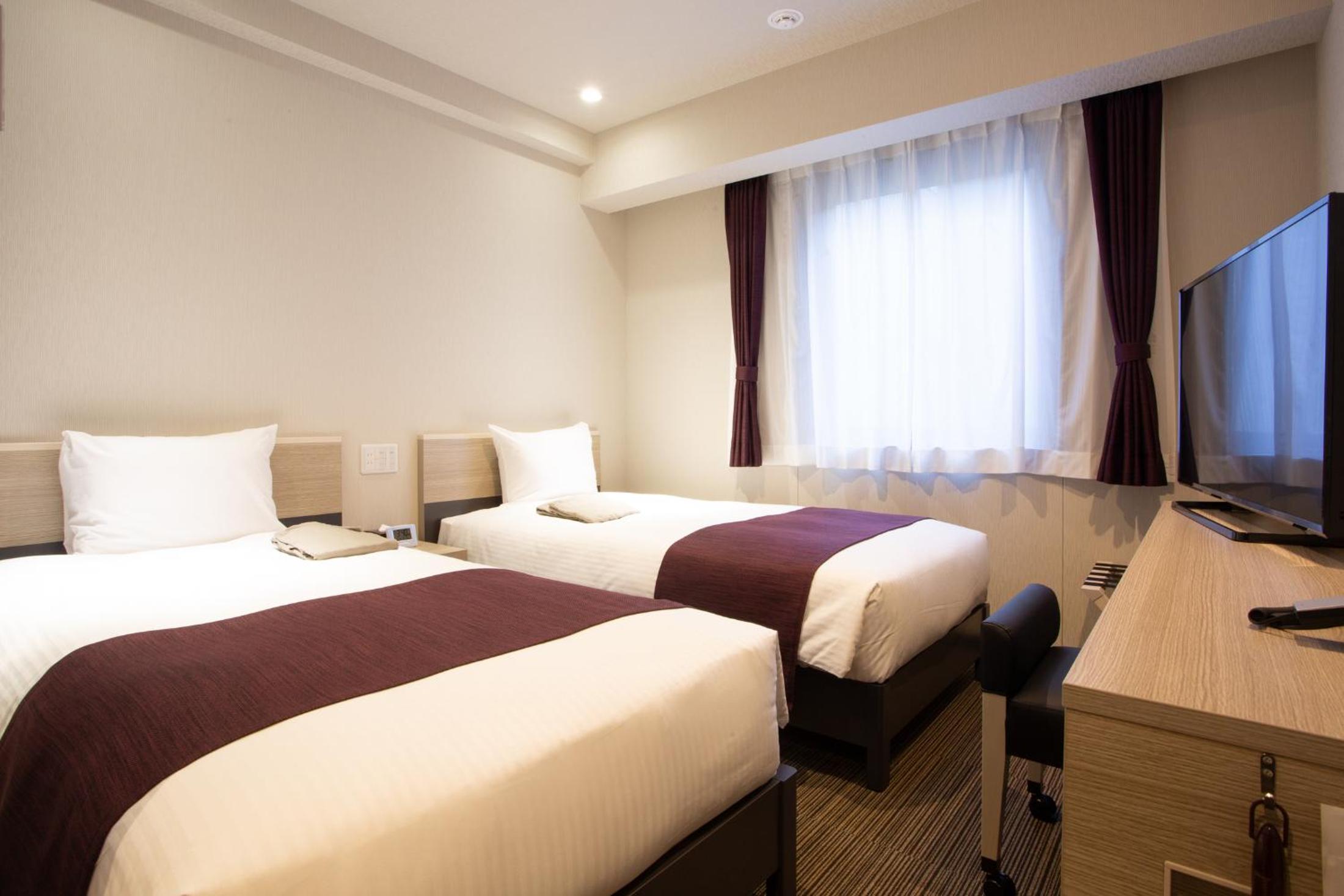 Economy Twin Room - Non-Smoking
