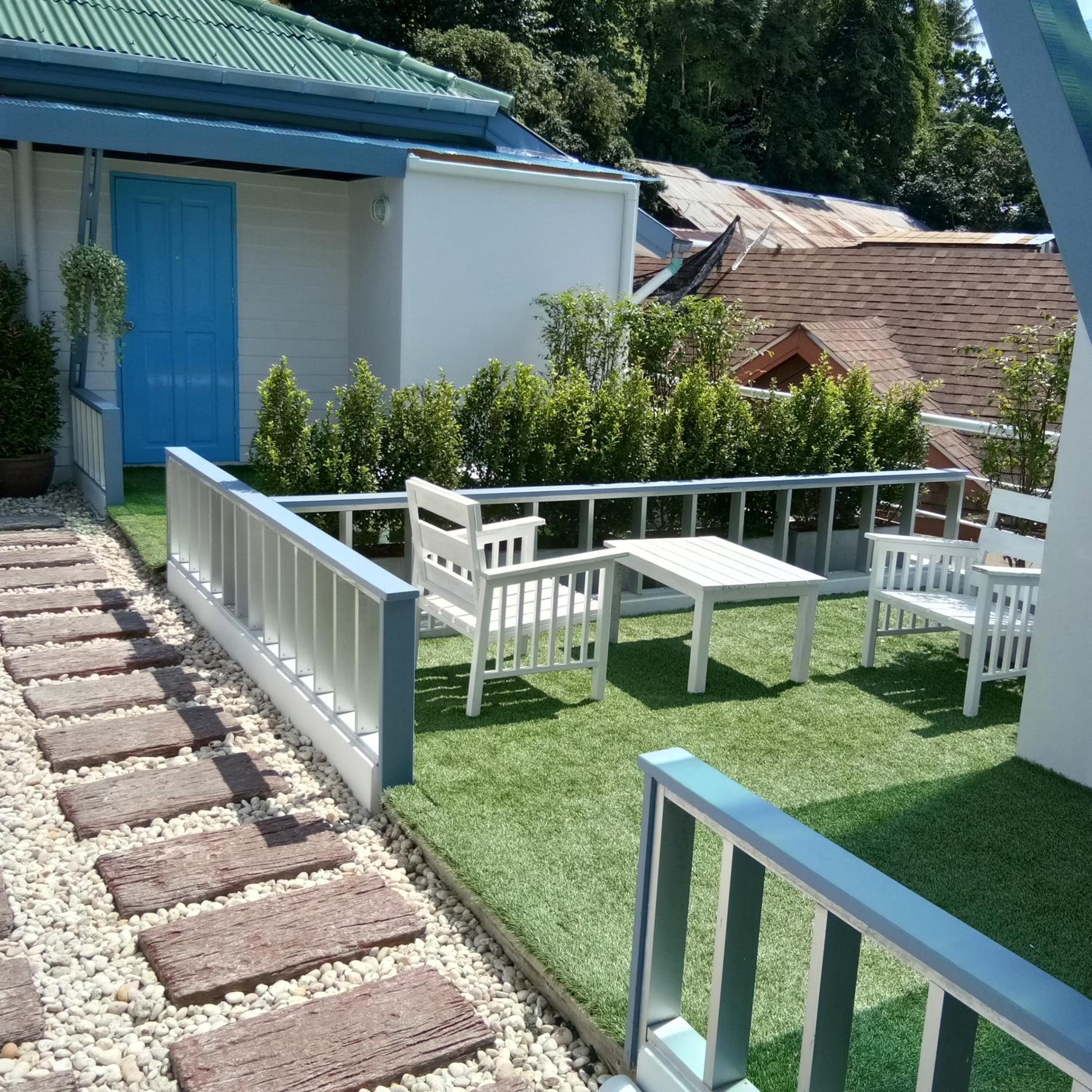 Double or Twin Room with Terrace - Photo 10