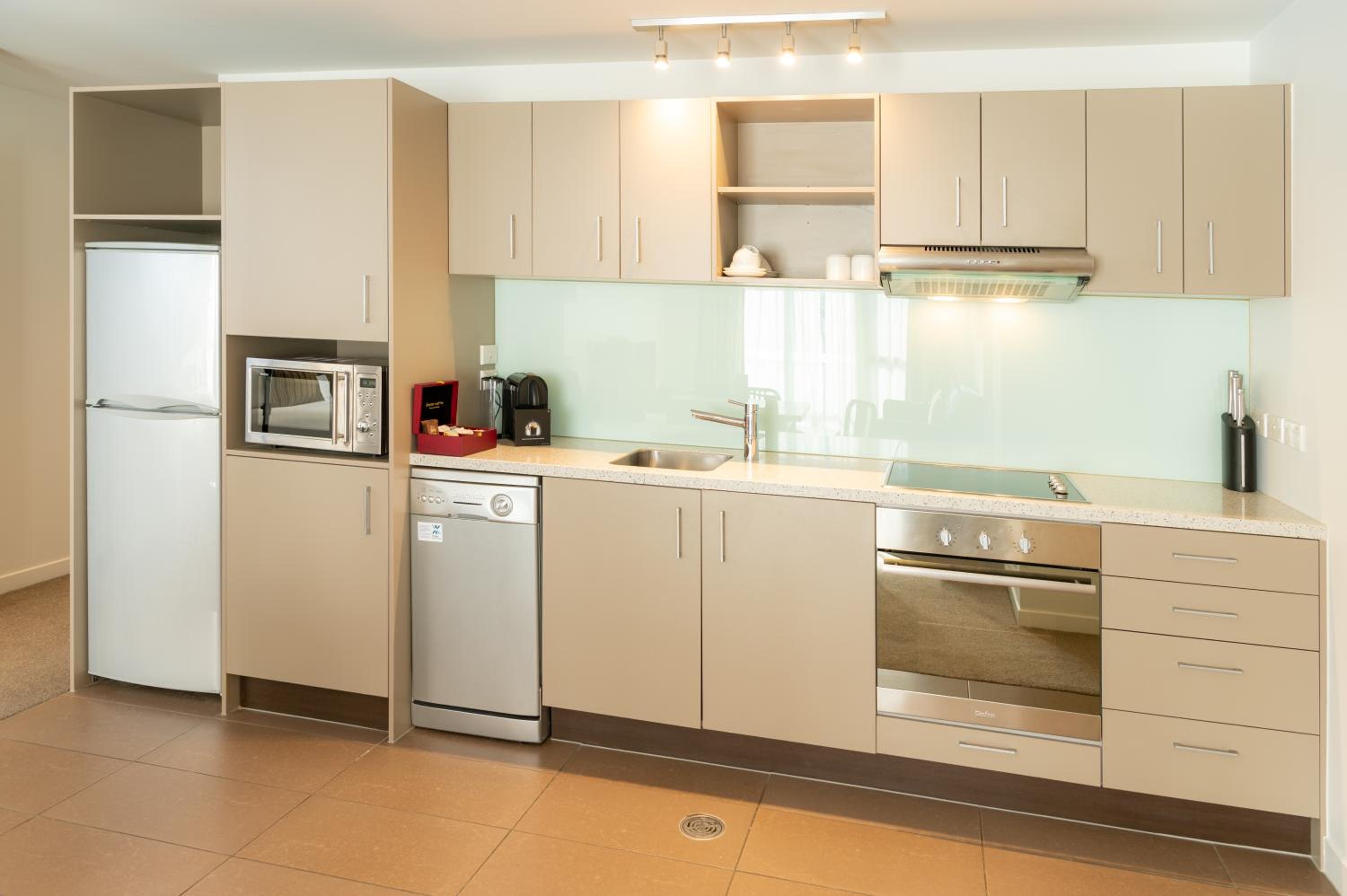 One Bedroom Suite  - Photo 5