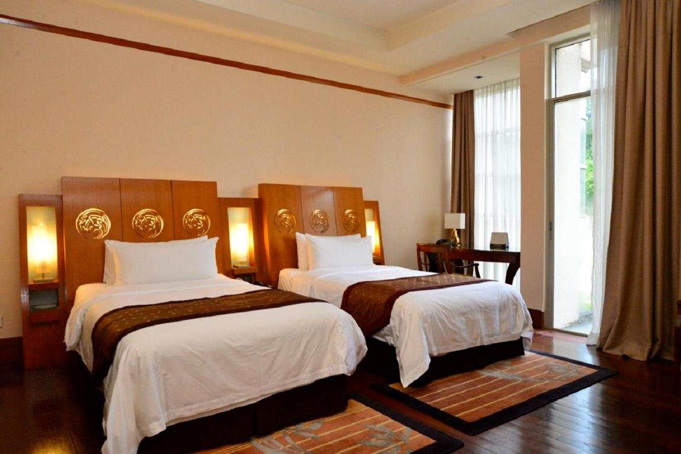 Deluxe Hillview Twin Room photo 3