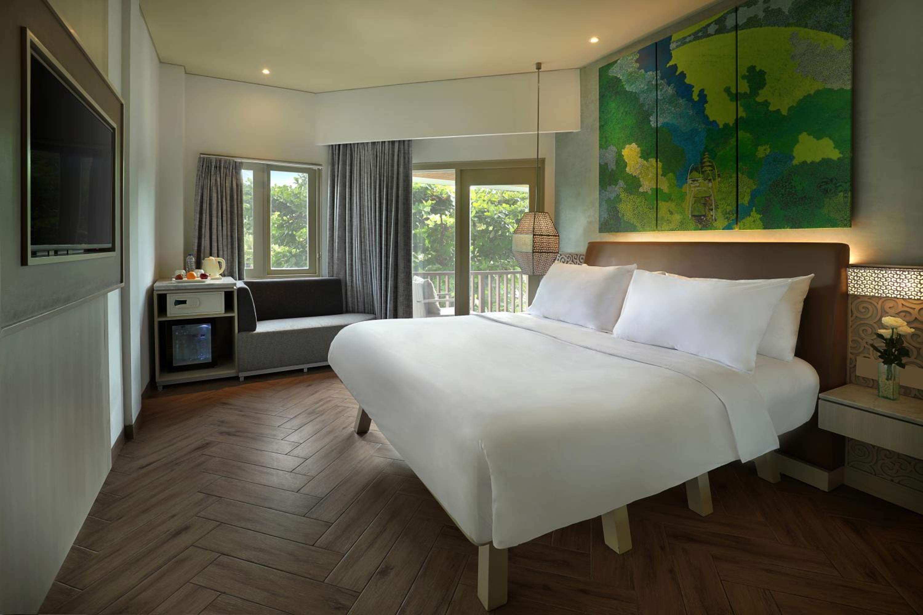 Deluxe Double Room with Balcony and Free Benefit - Photo 4
