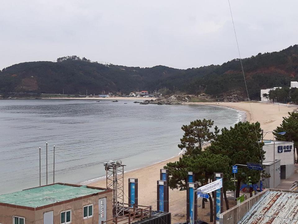 Deluxe Double Room with Ocean View photo 2