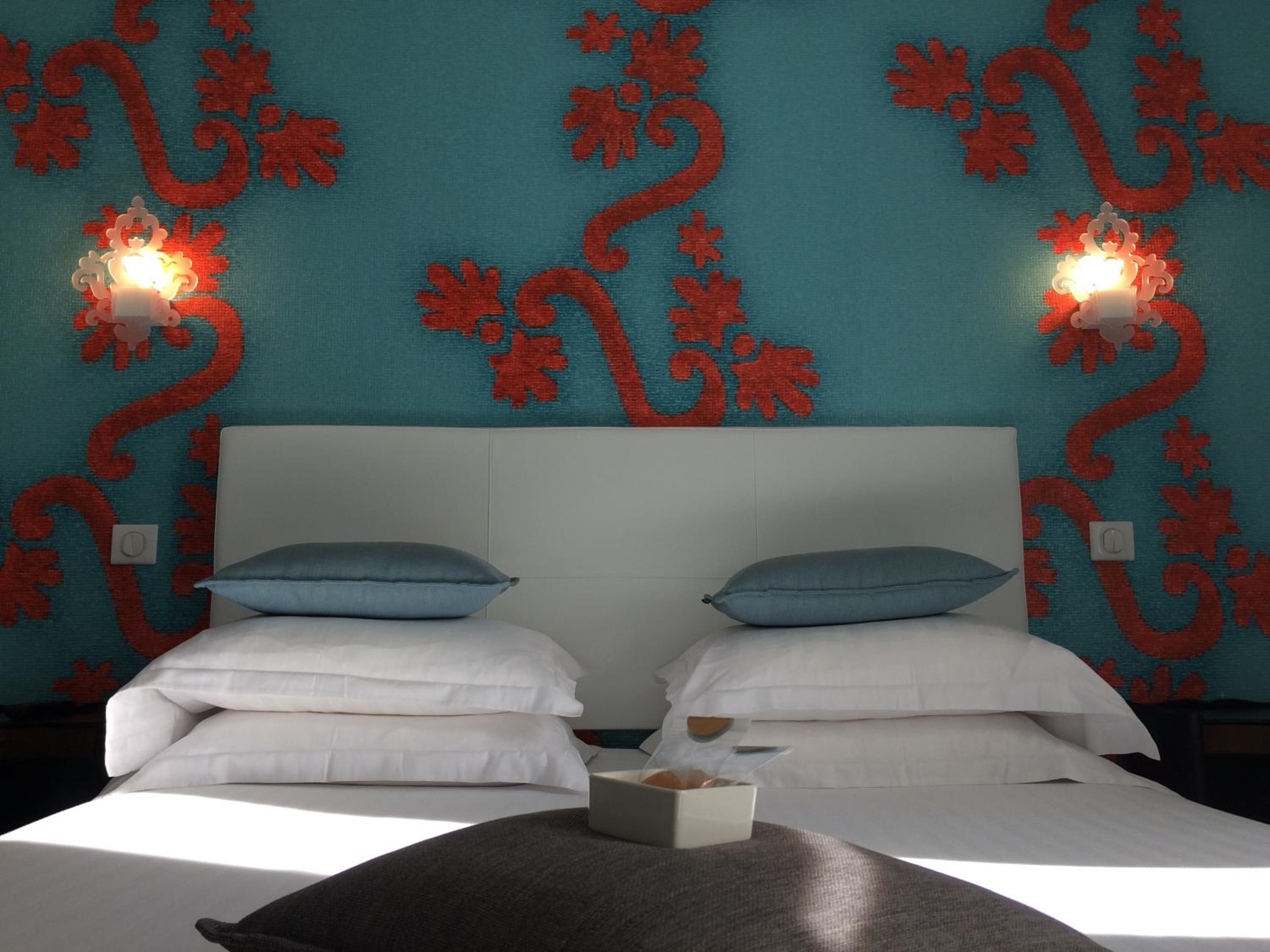 Superior Double Room (without Hot Tub) thumbnail 6