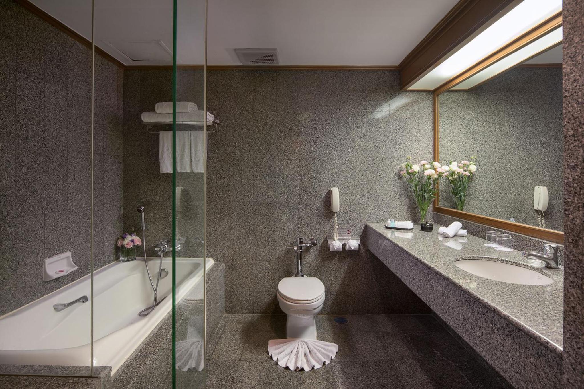 Executive Suite