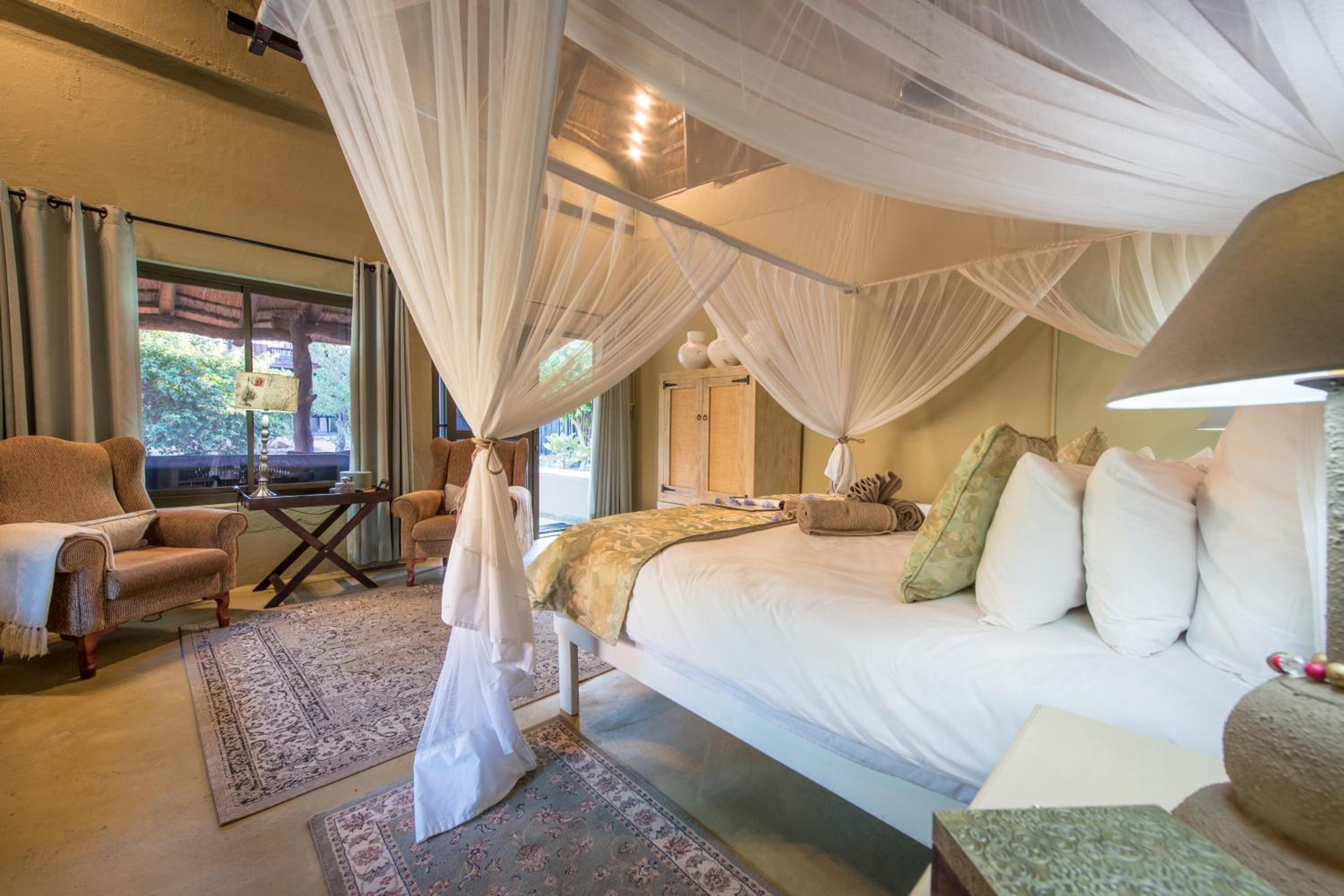 Luxury Suite photo 2