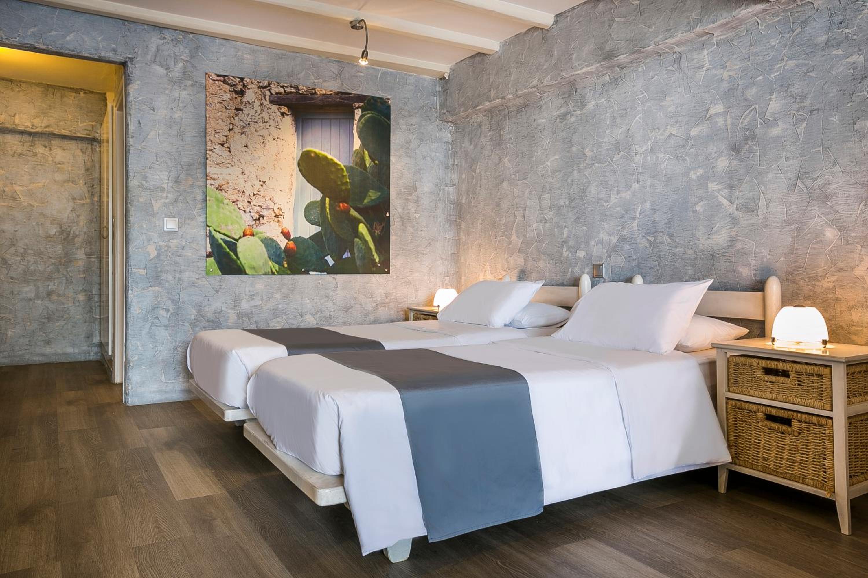 Double or Twin Room photo 2
