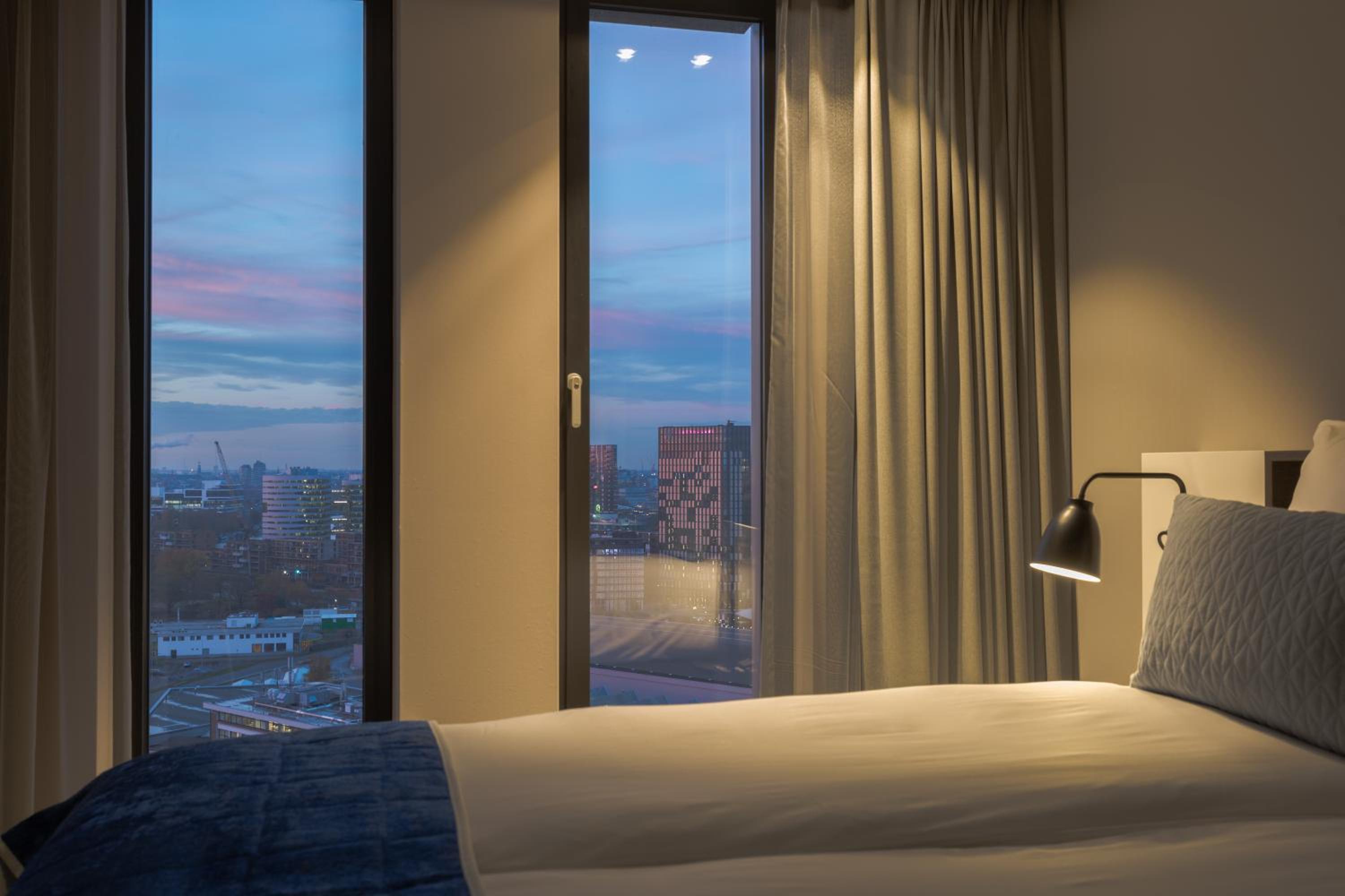 Comfort Double Room with City View photo 2