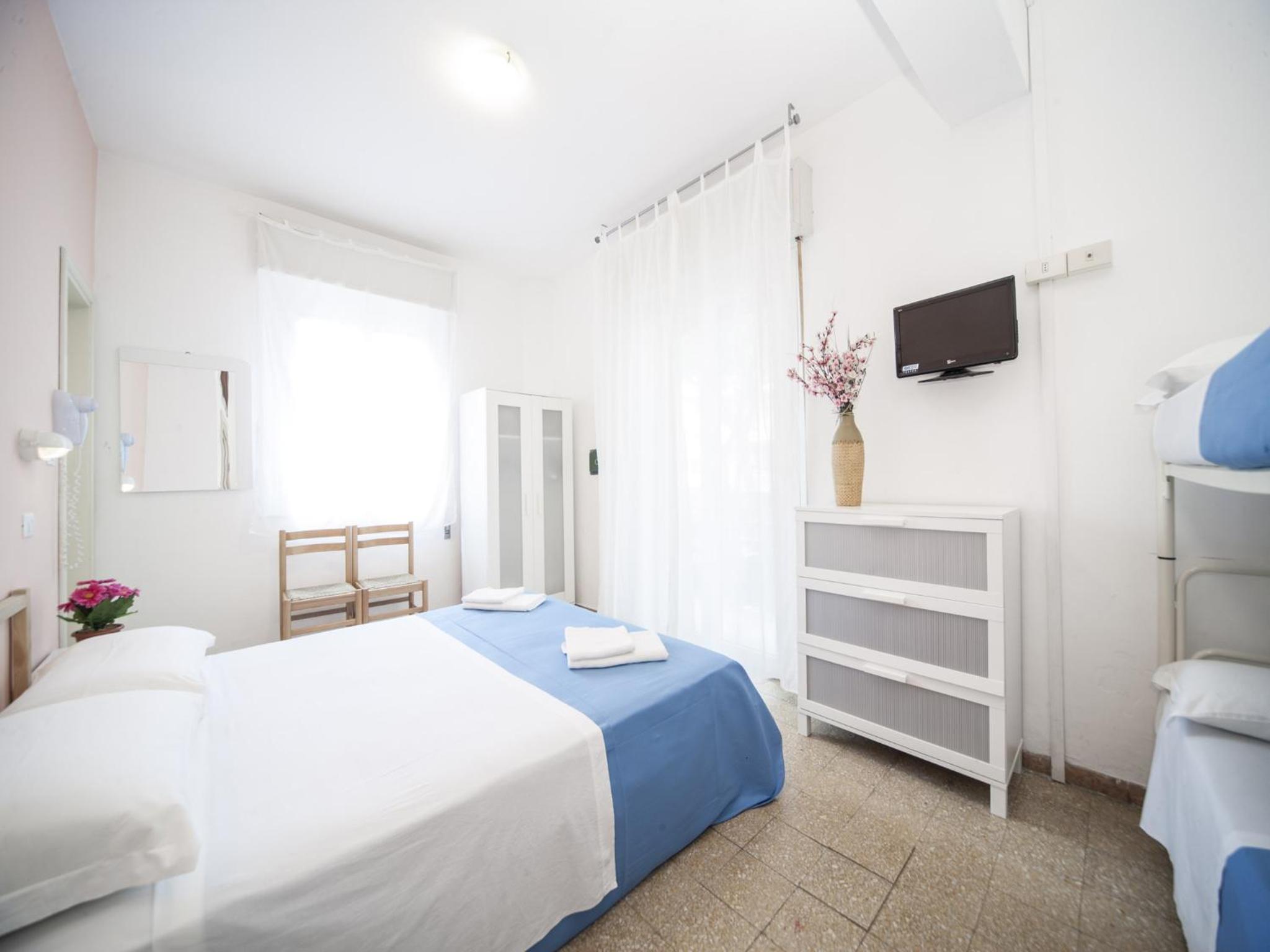 Quadruple Room - Photo 1