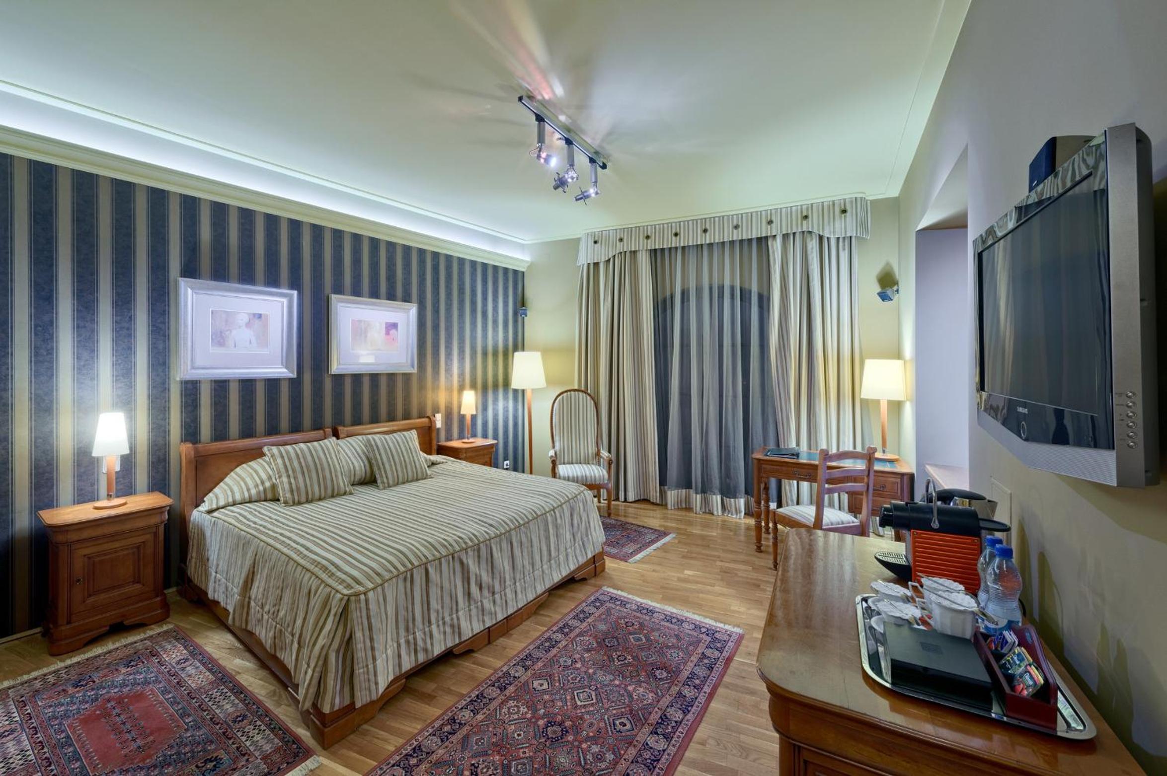 Deluxe Double Room - Photo 4