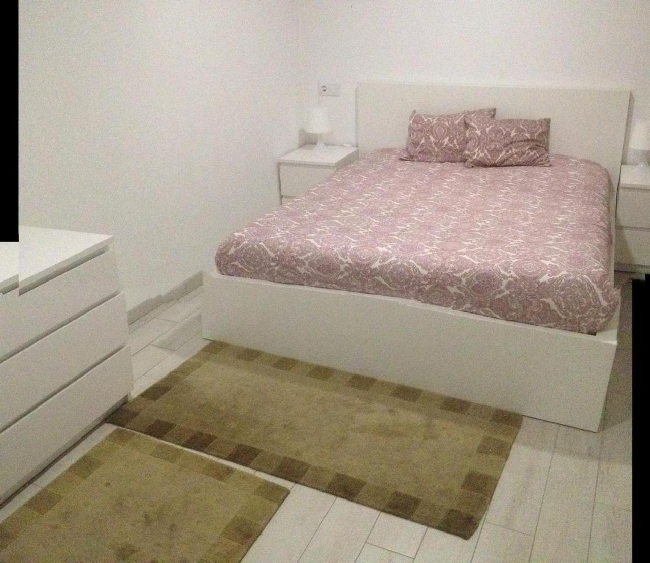 Deluxe Double Room with Shower - Photo 3