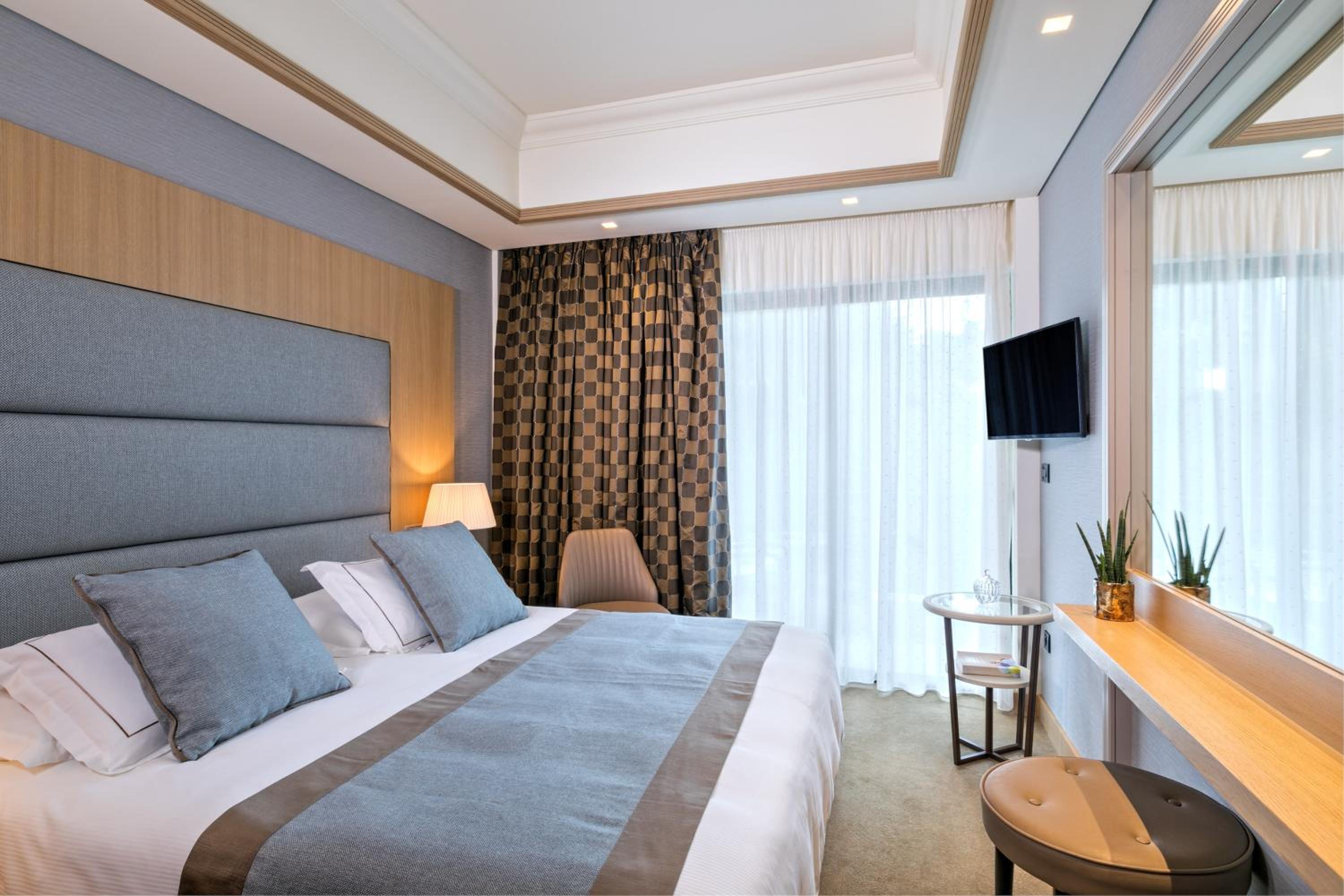 Double room with Hellenistic Walls View - Photo 1
