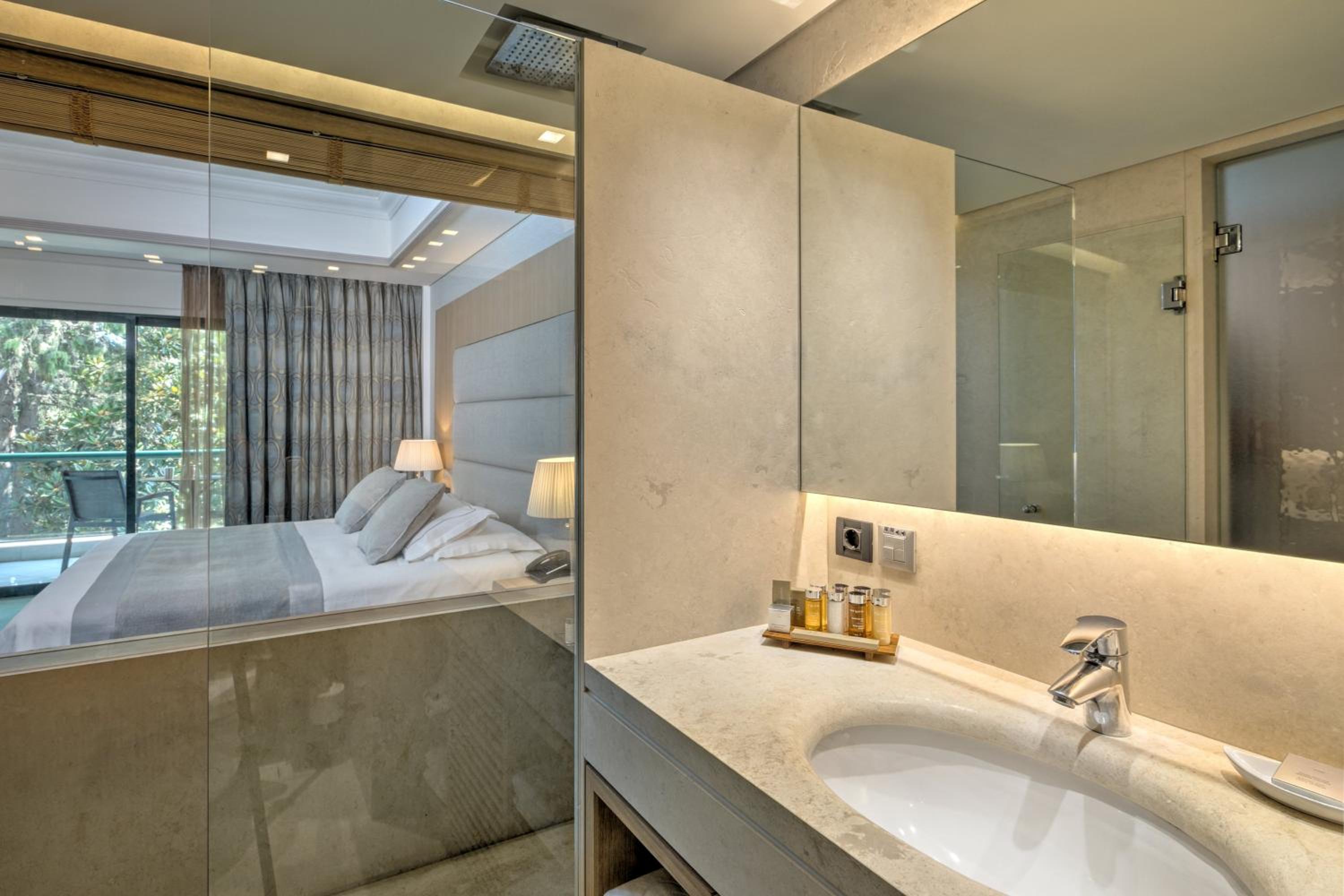 Deluxe Double Room - Photo 4