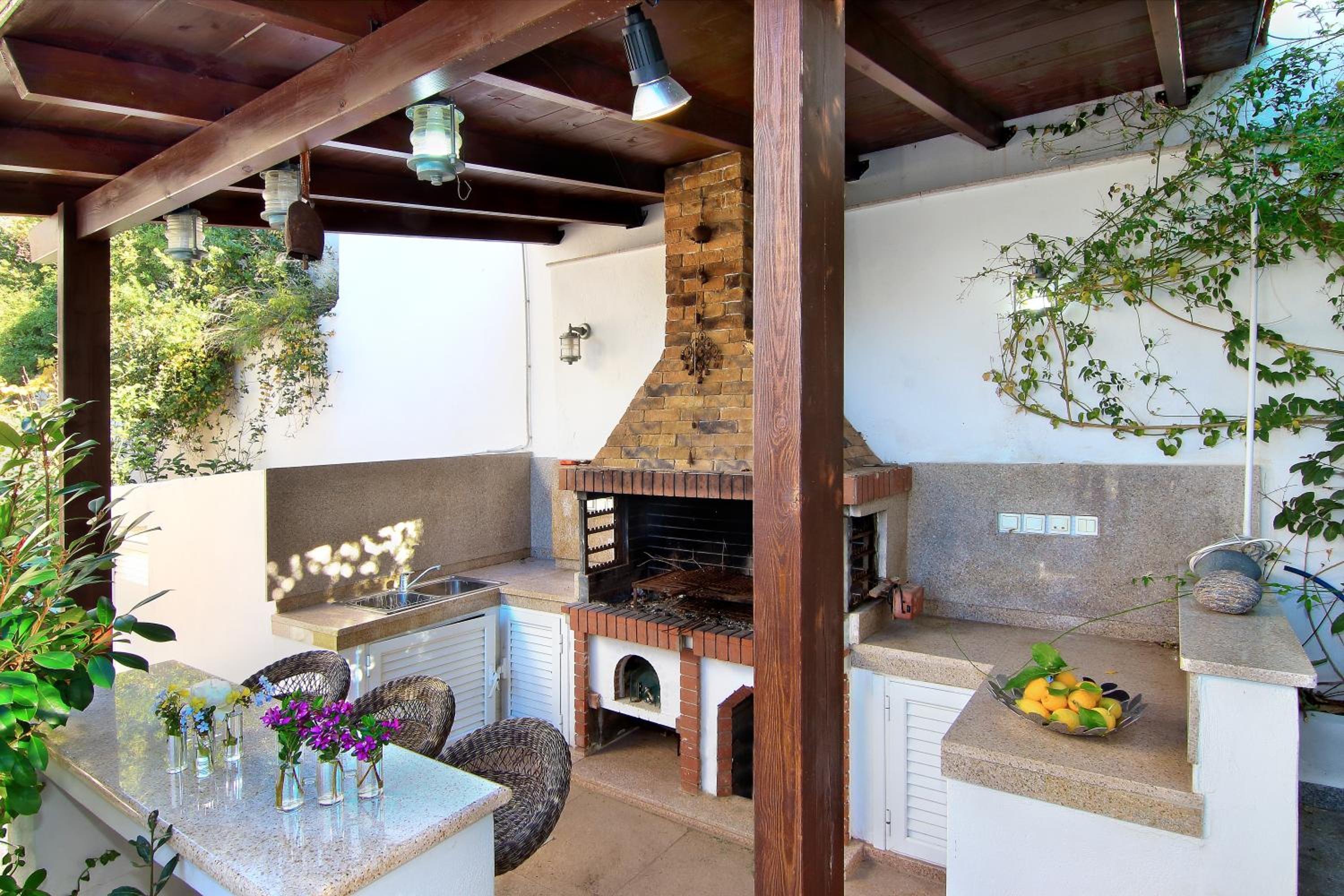 Villa with Private Pool photo 3