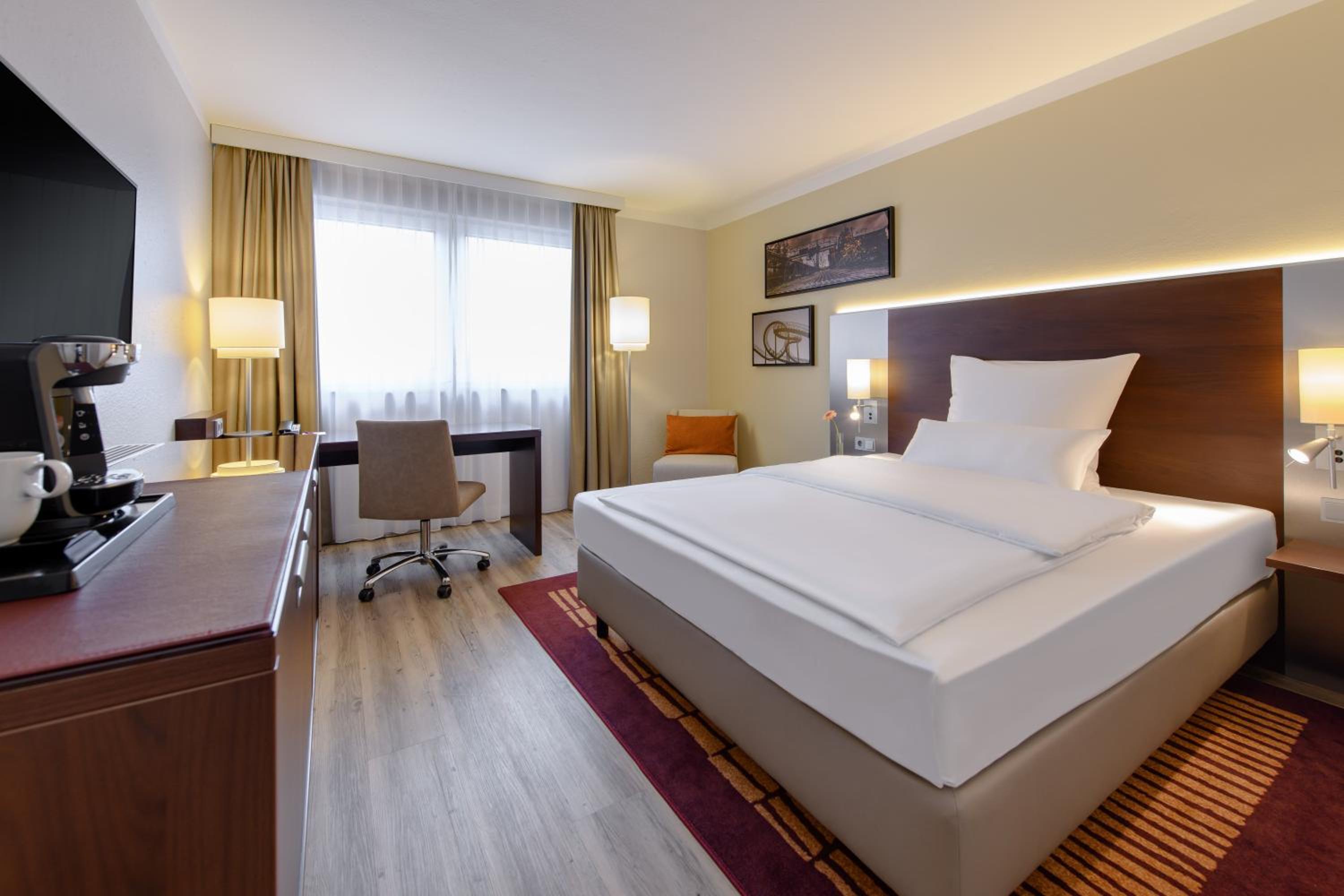 Standard Double Room - Photo 1