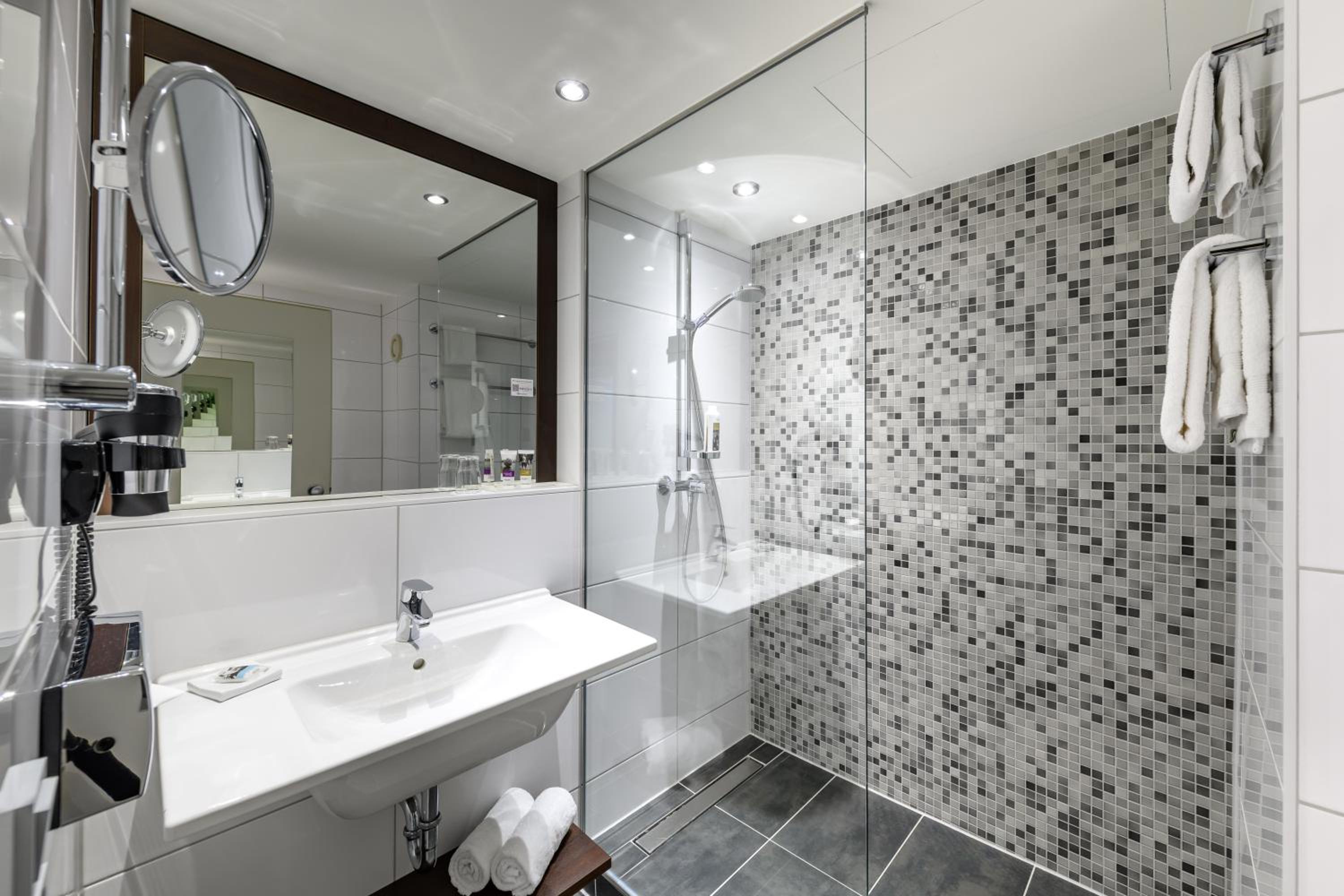 Standard Double Room - Photo 4