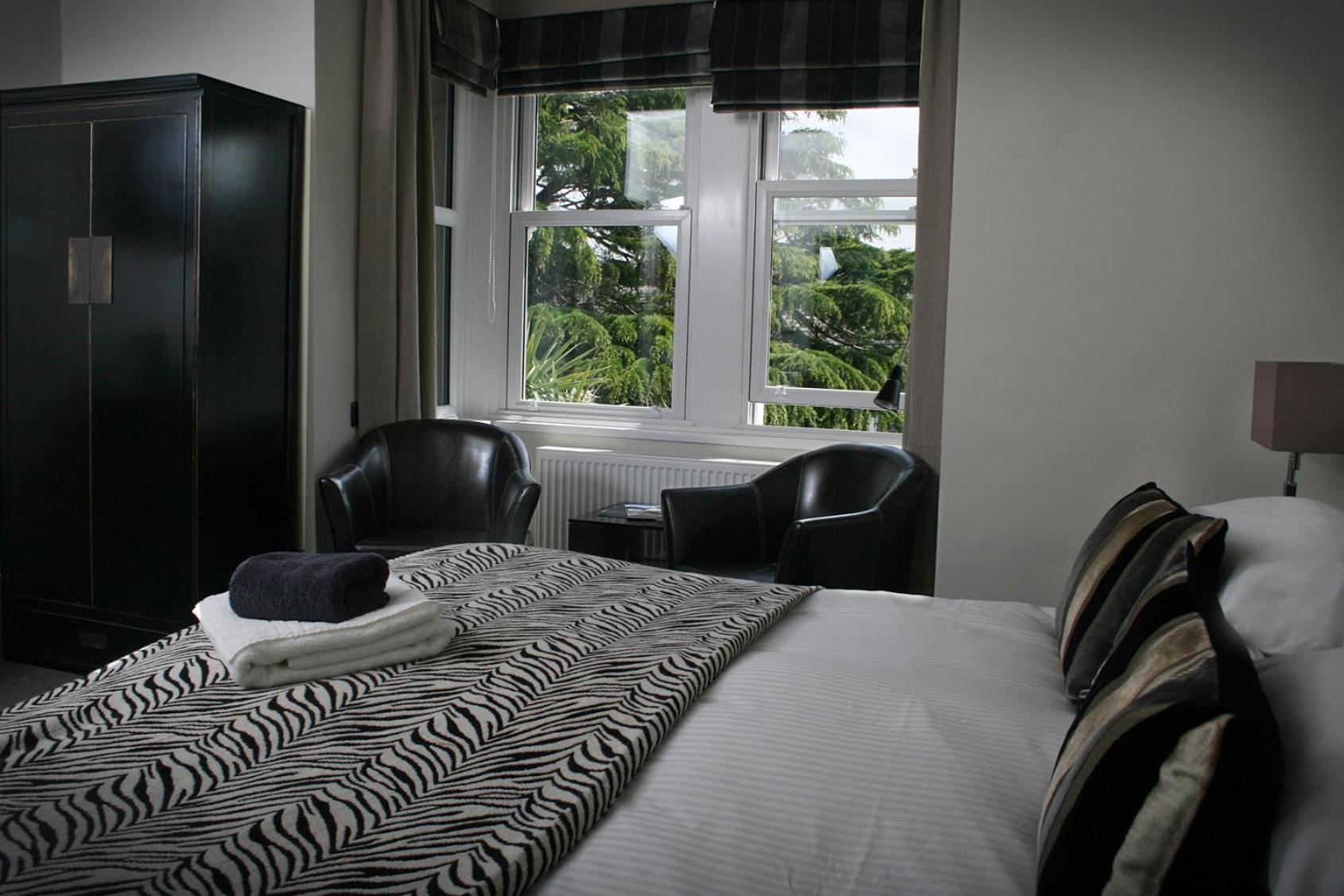 Deluxe Large Double Room
