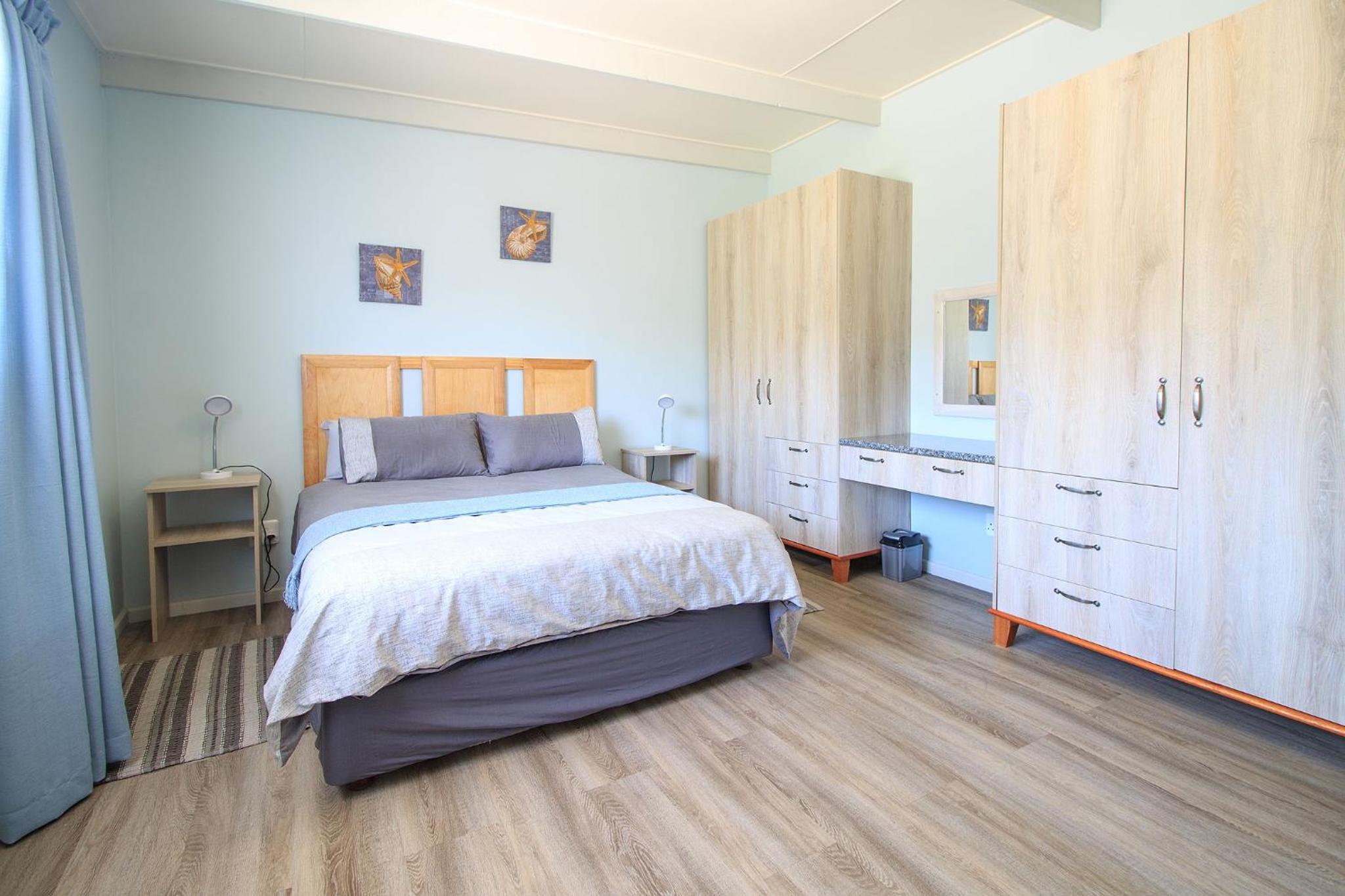 Apartment with Sea View - Photo 3