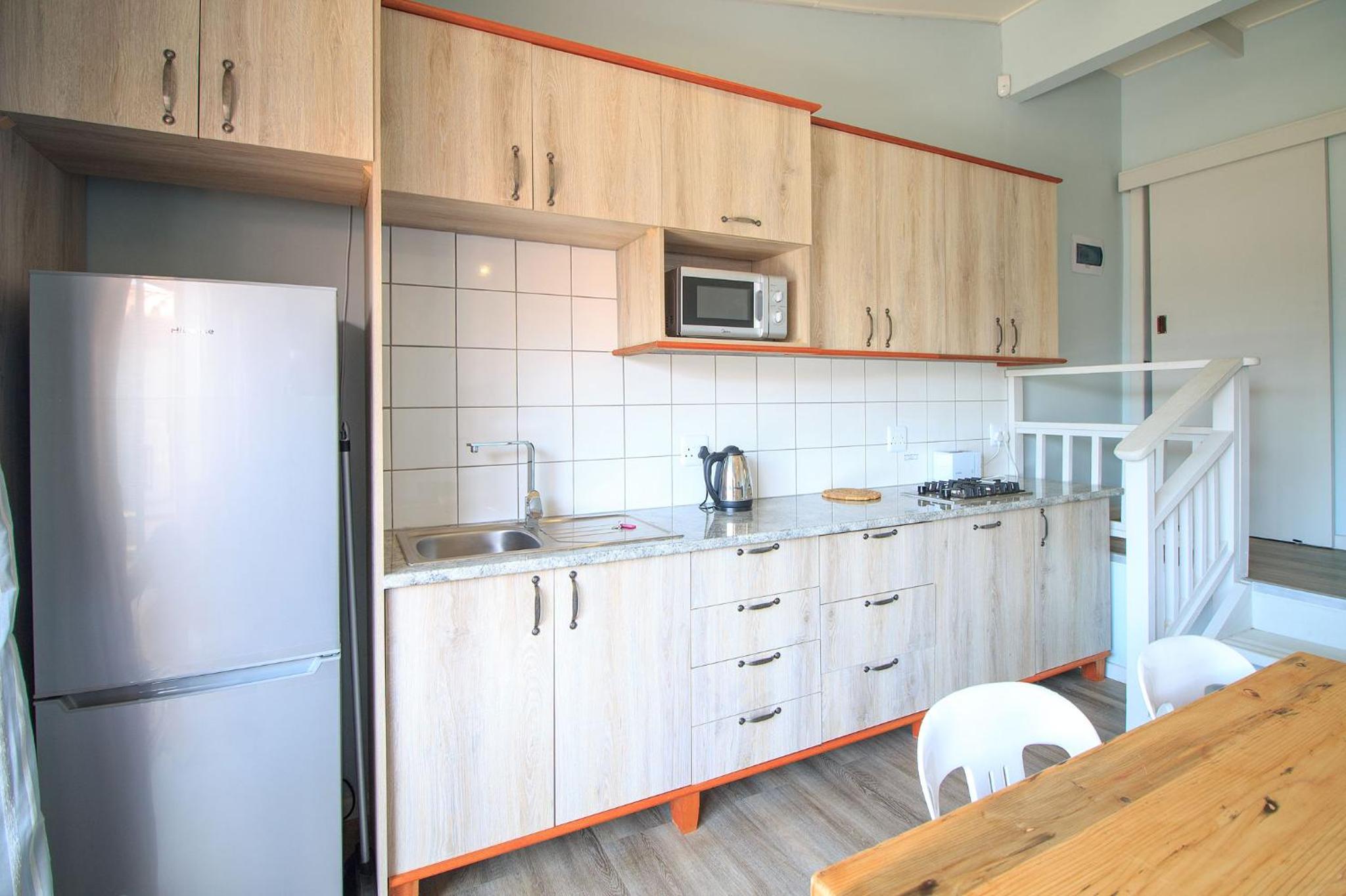 Apartment with Sea View - Photo 5