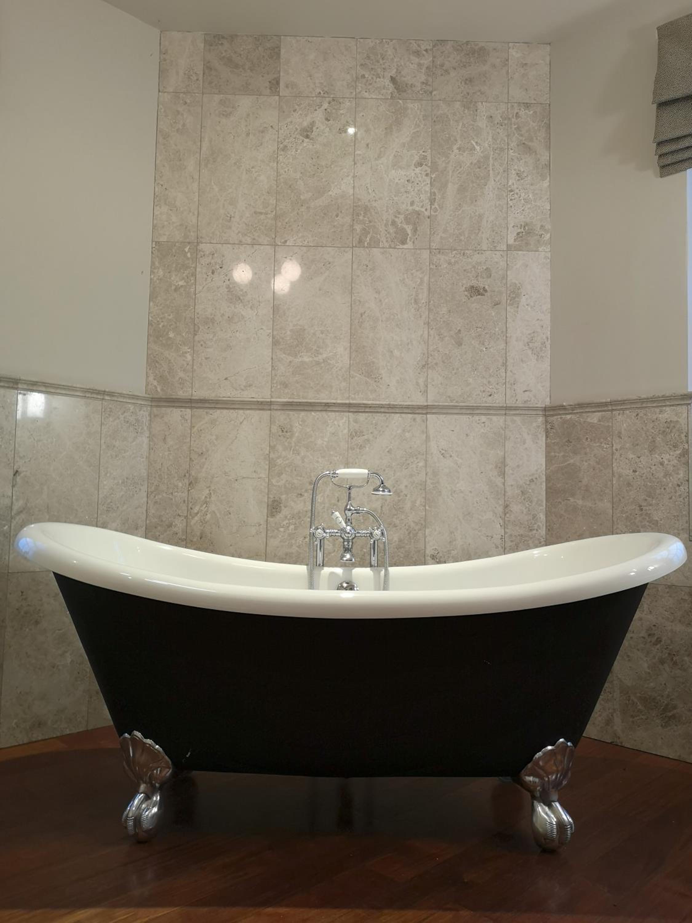 Deluxe King Room photo 3