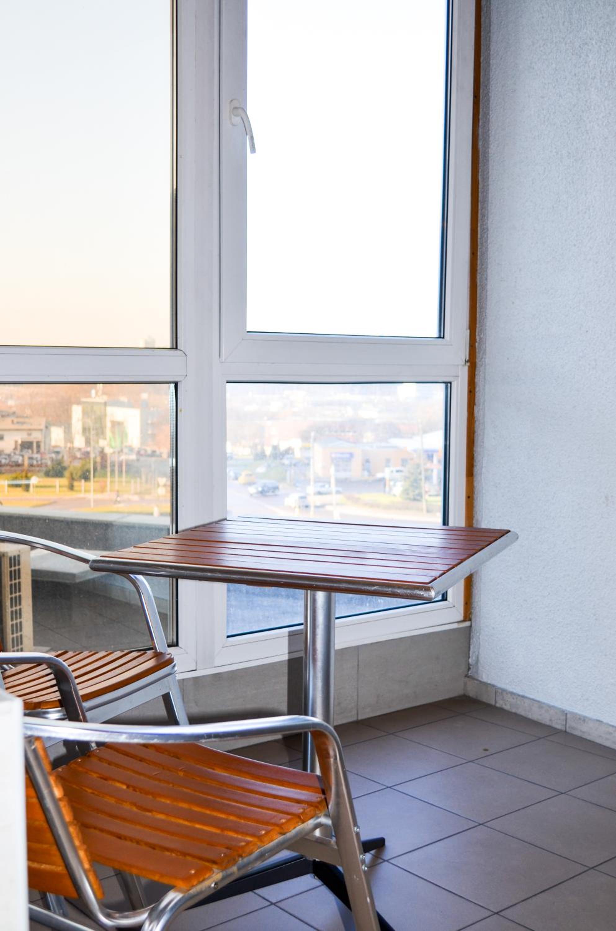 Suite - Photo 2