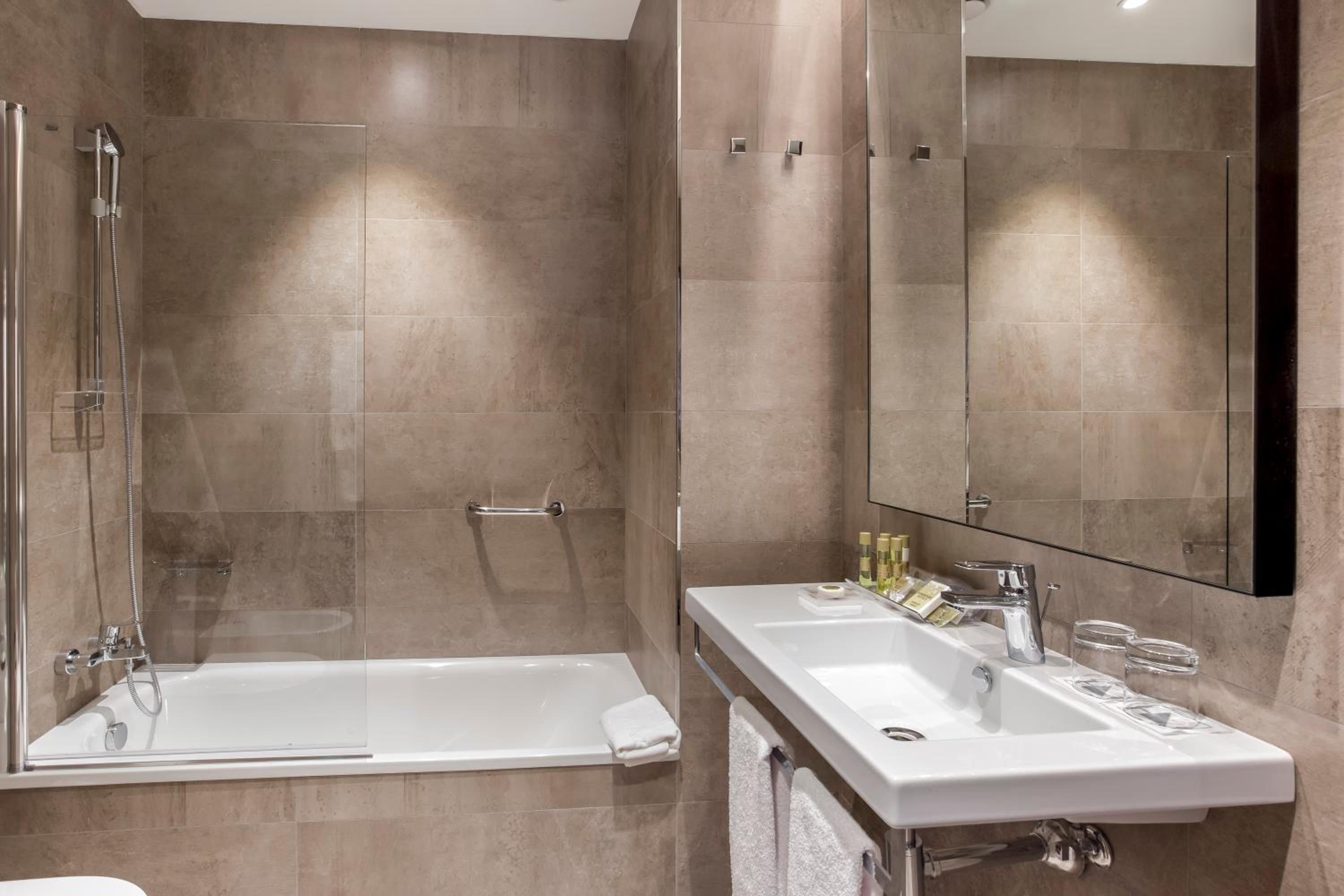  Romantic Offer - Double Room photo 3