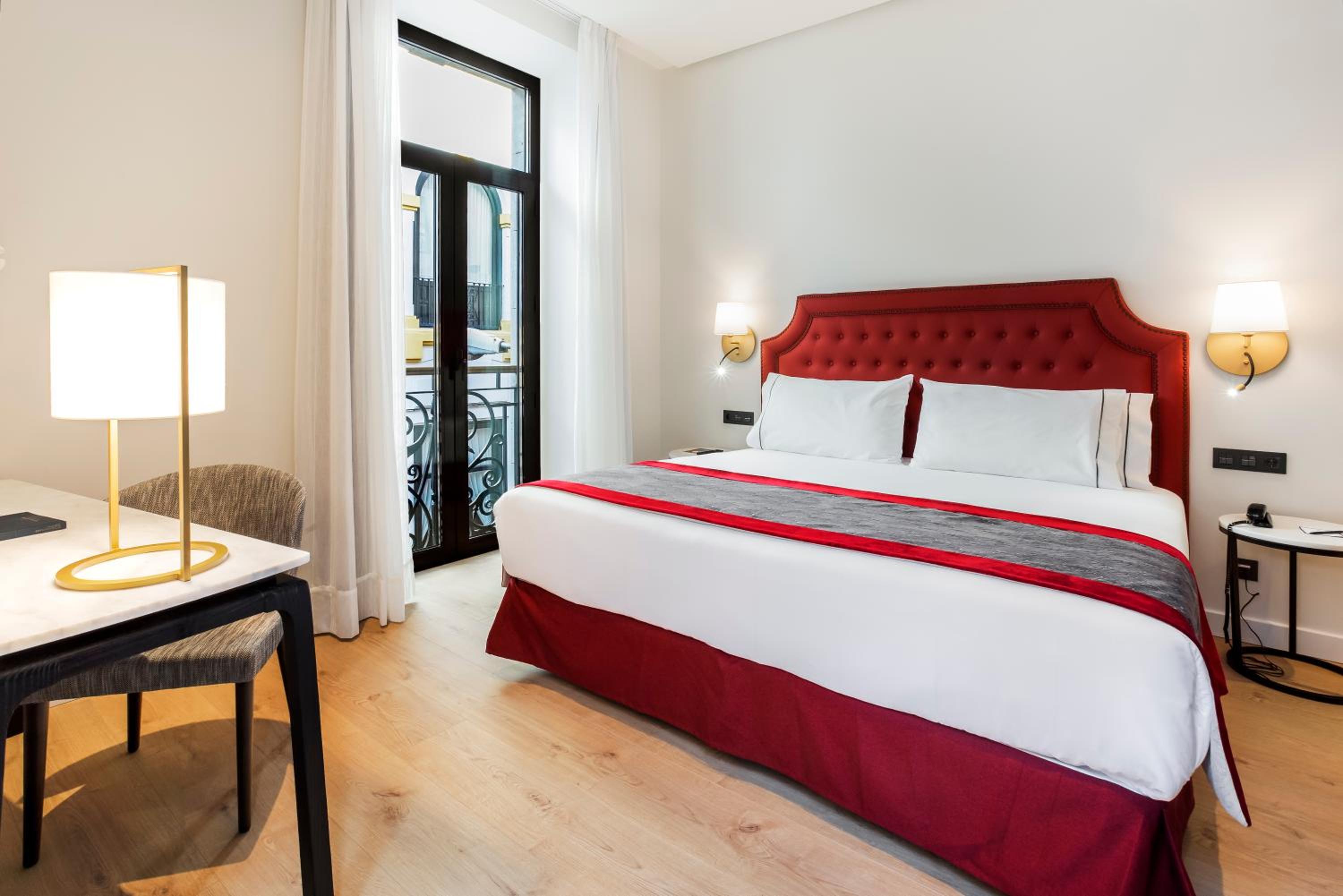 Double Room with Extra Bed photo 3