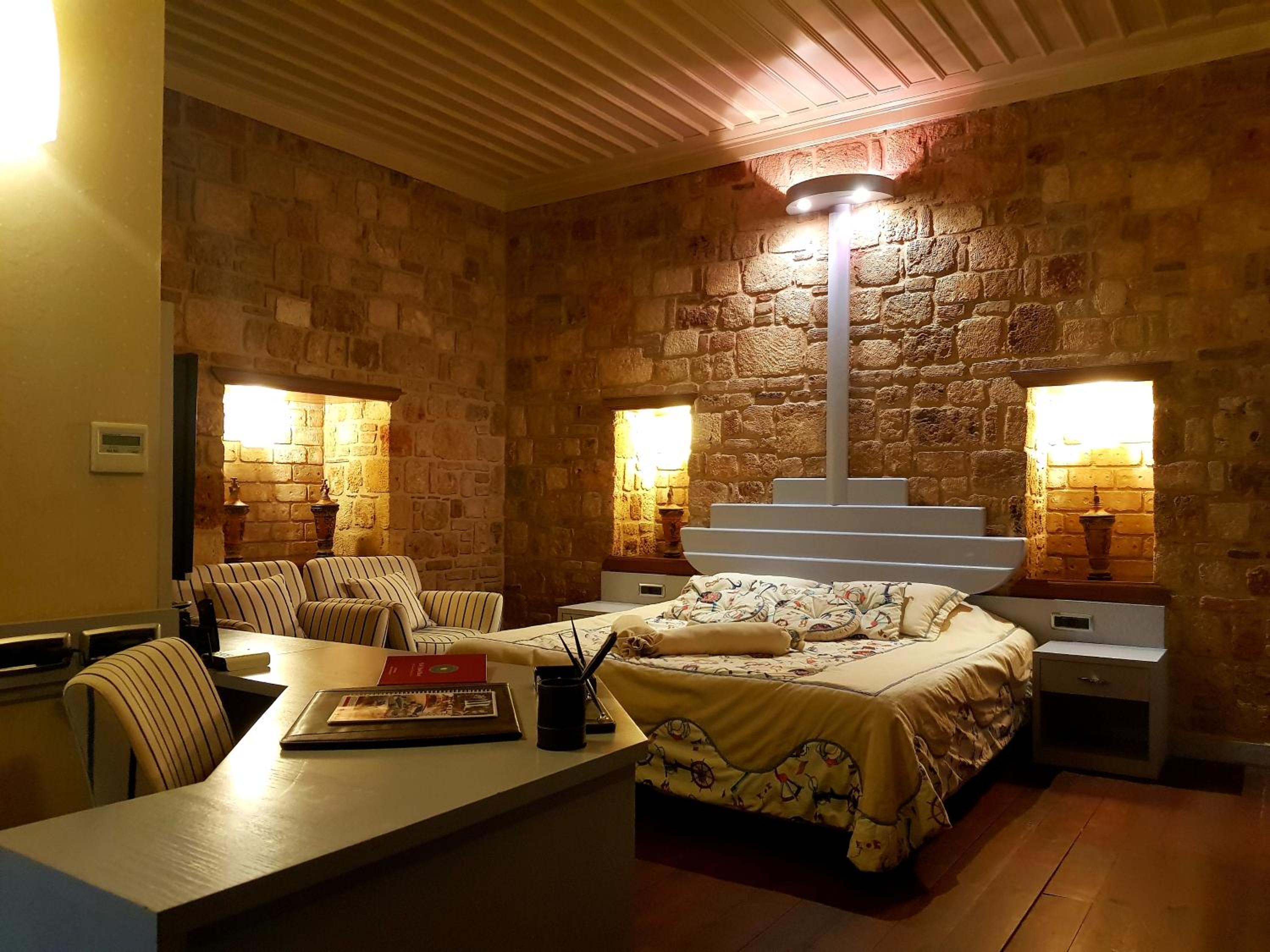 Mediterranean Suite