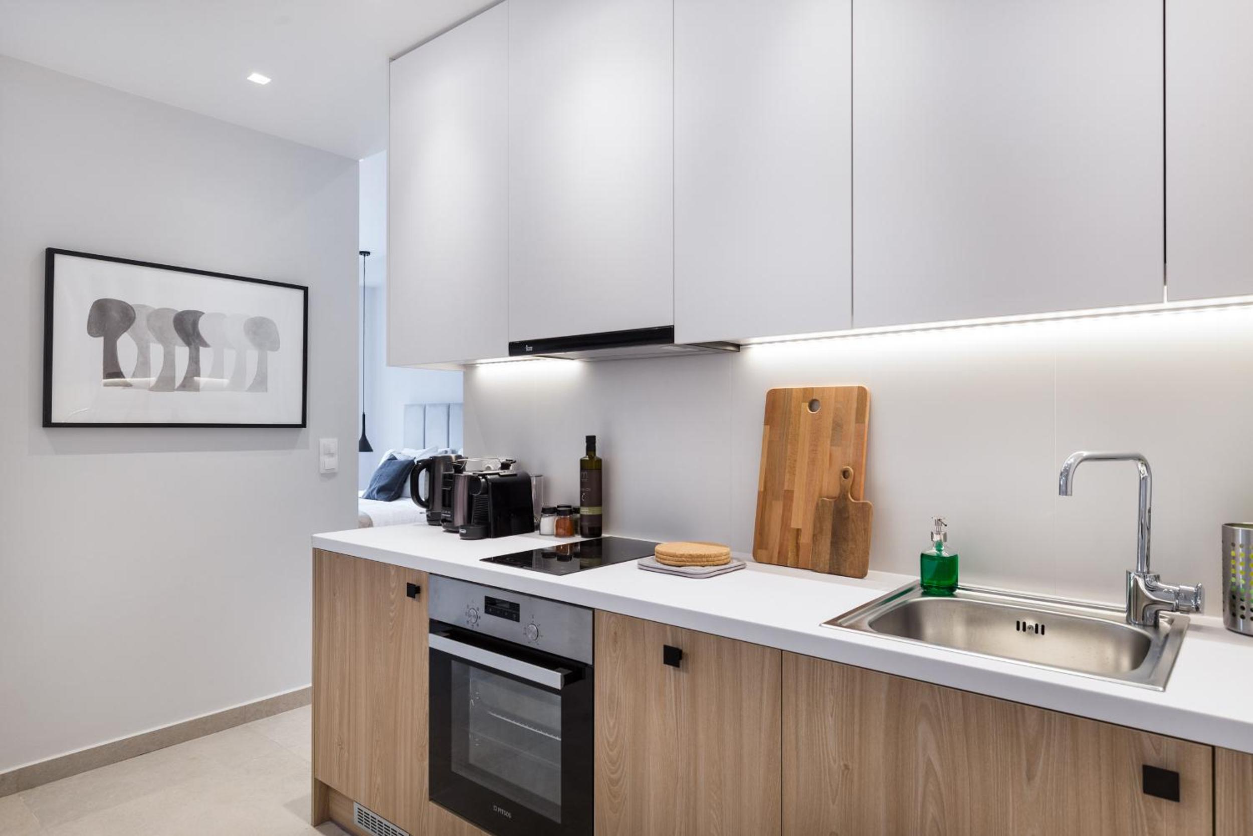 Apartment photo 2