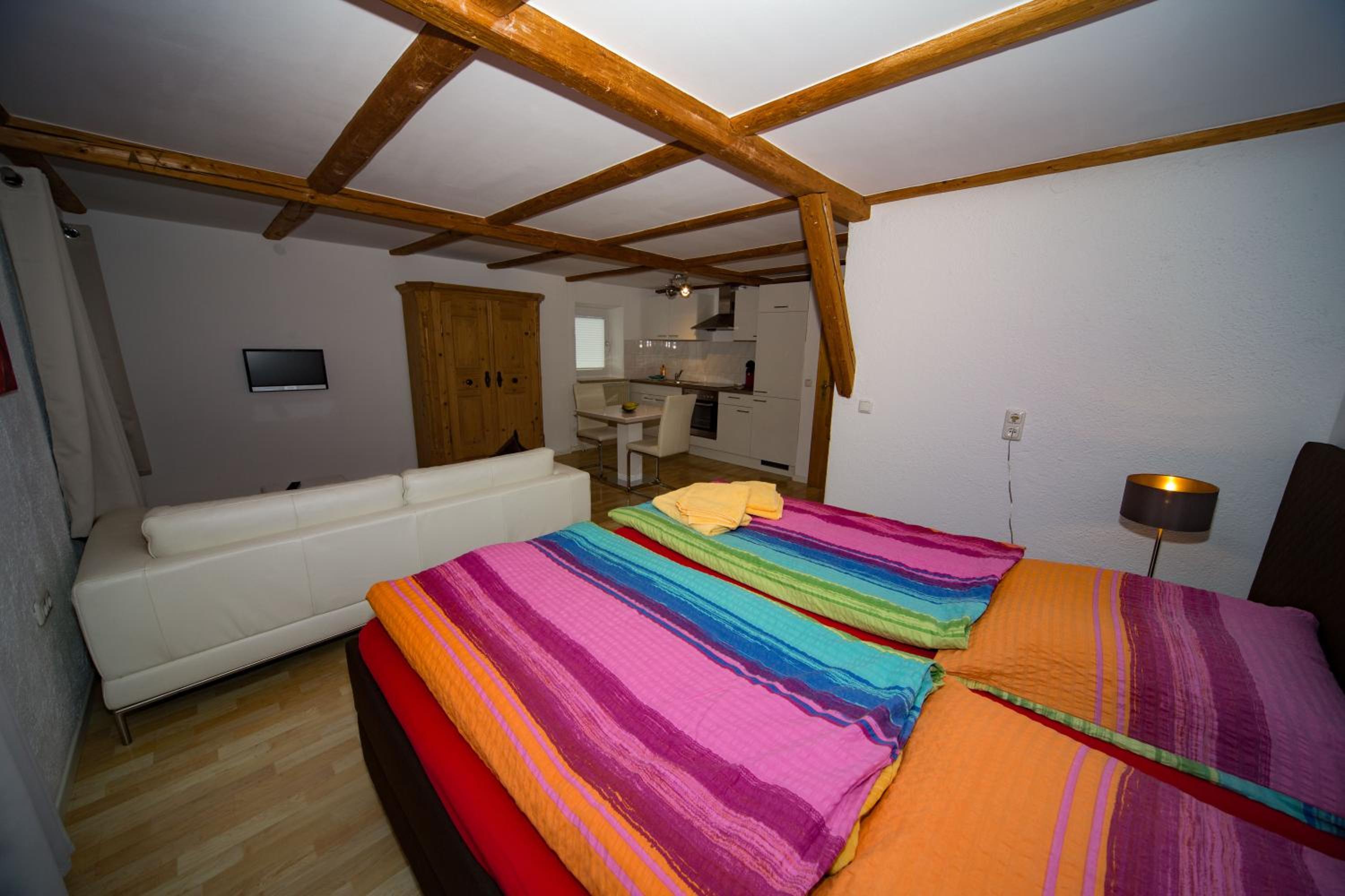 Studio Apartment photo 3