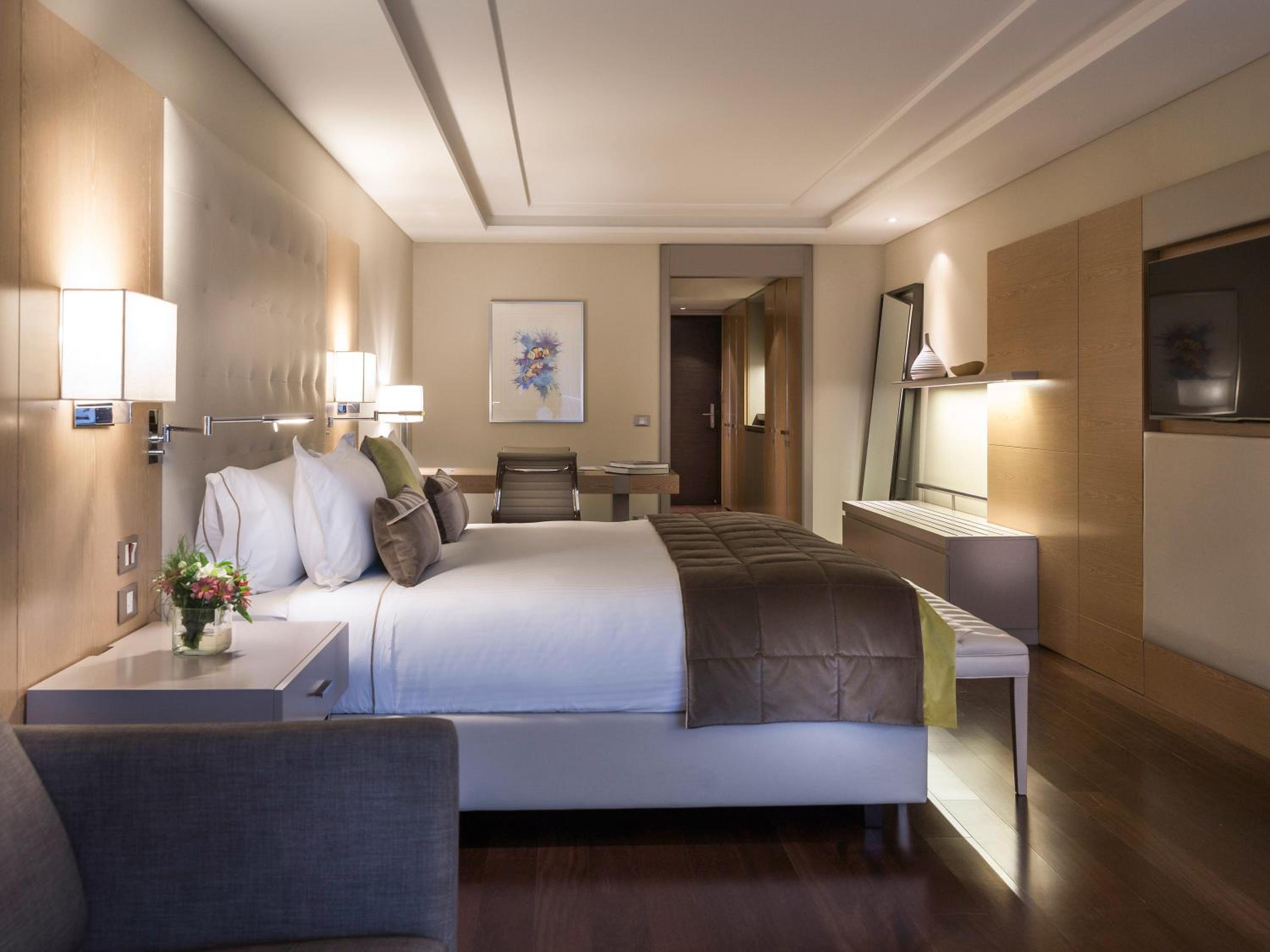 Executive King Room with Balcony