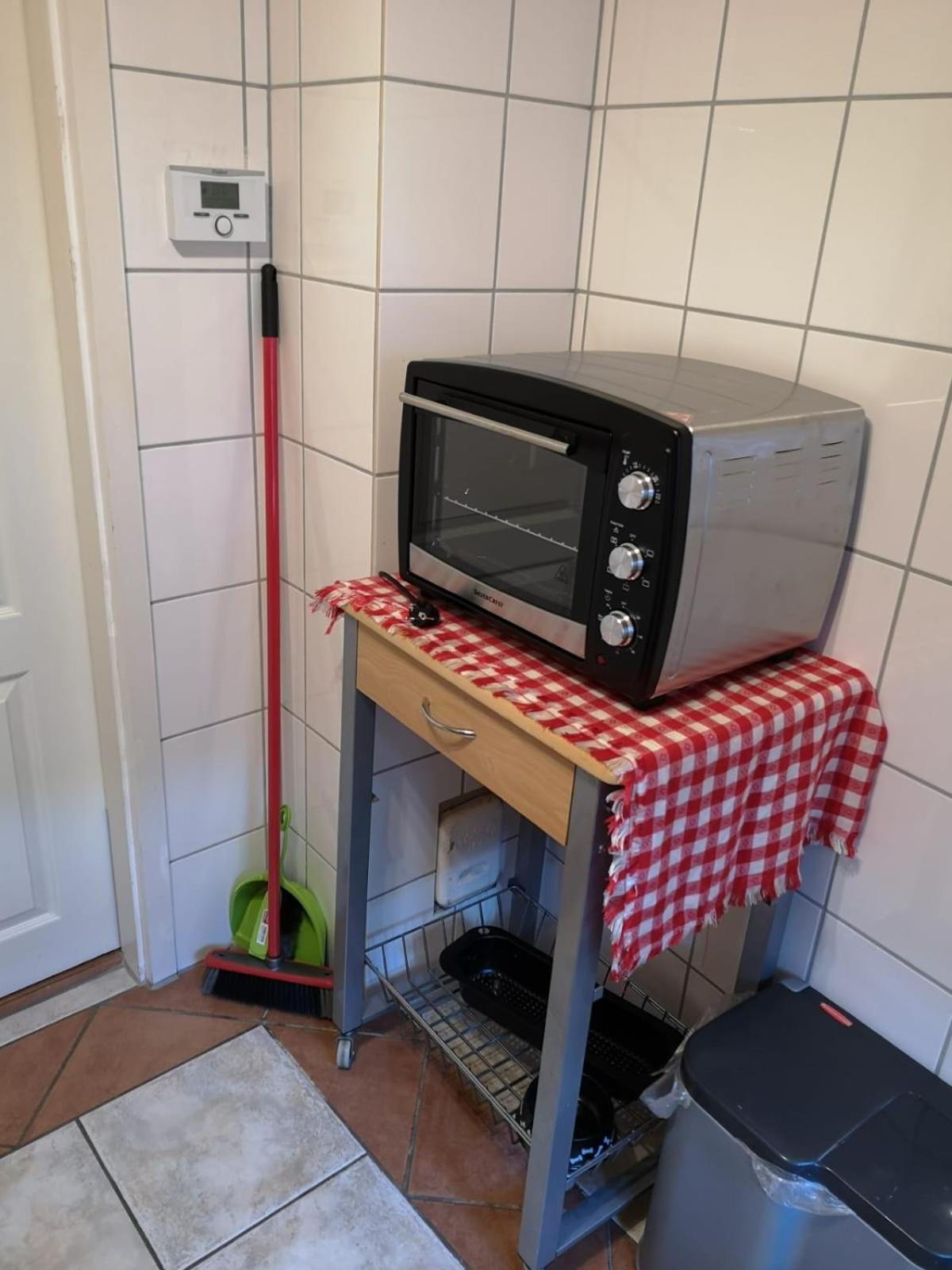 Two-Bedroom House - Photo 18