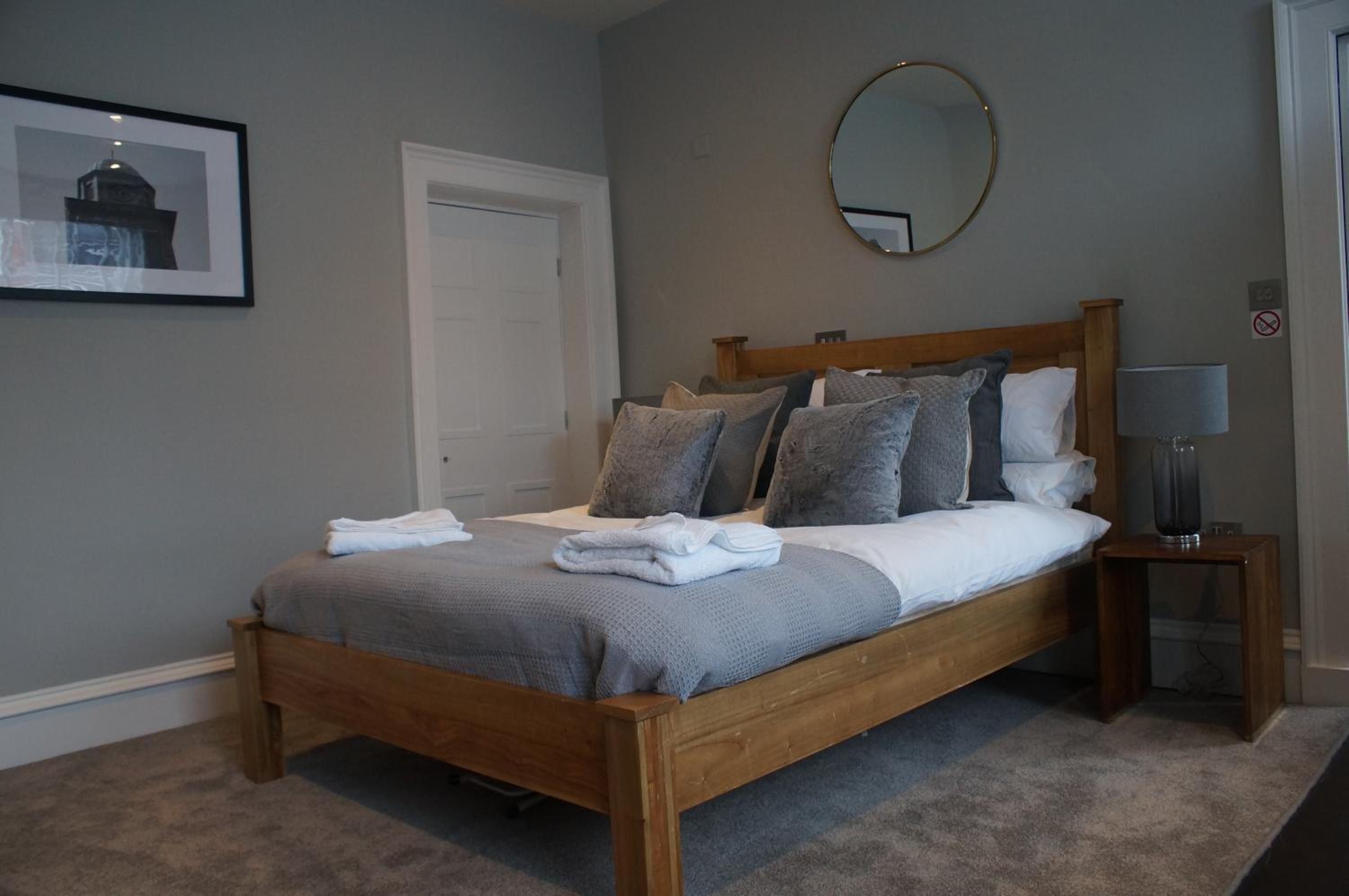 Apartment - Photo 4