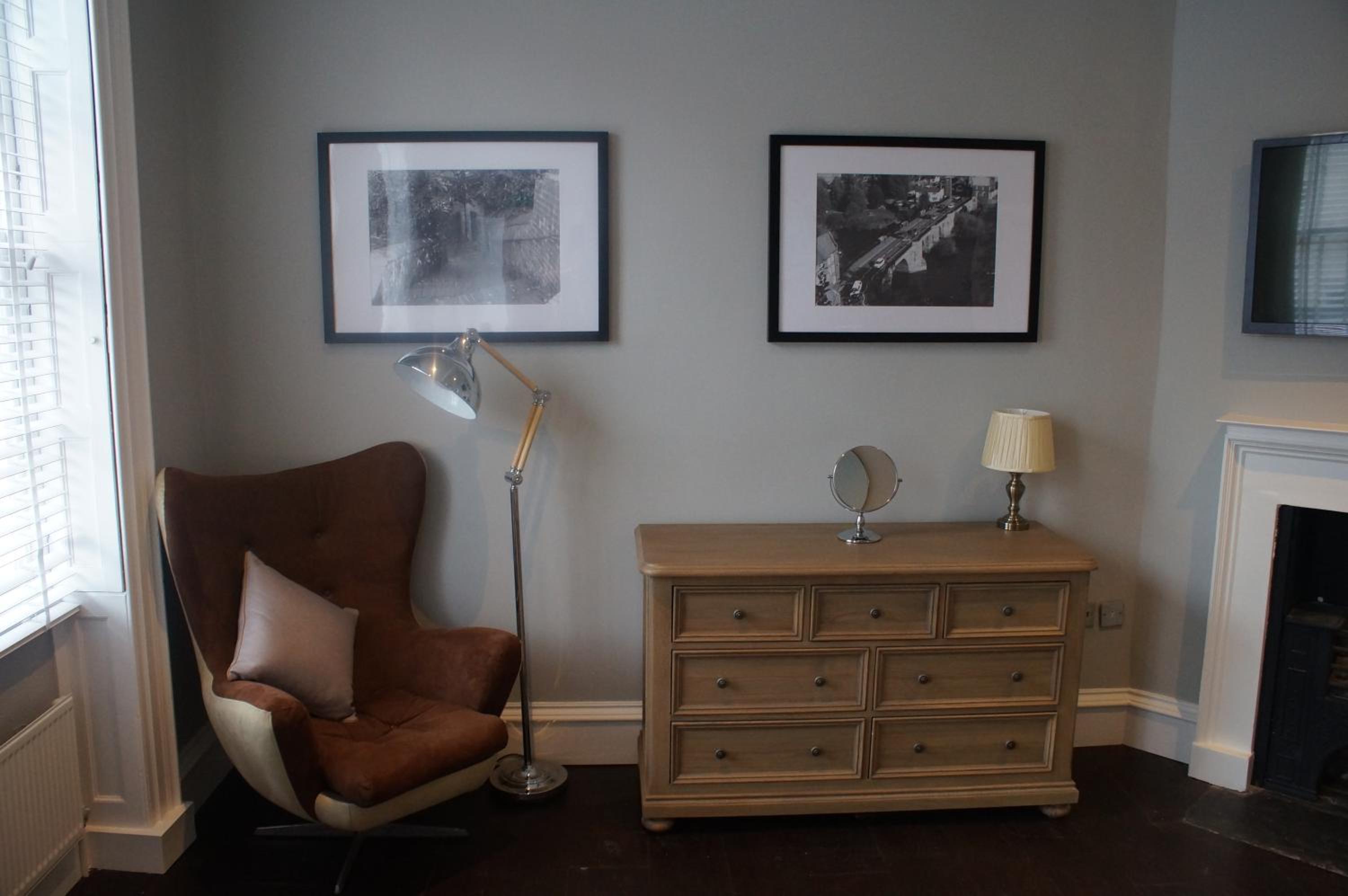 Apartment - Photo 2