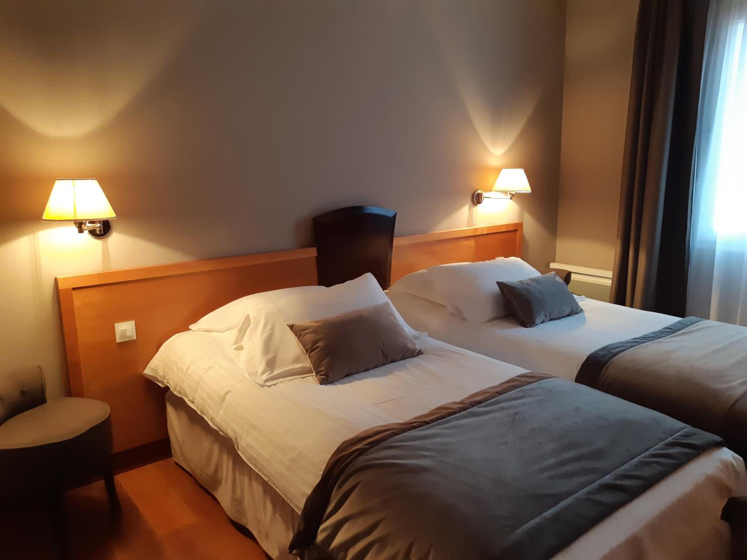 Classic Twin Room - Photo 1
