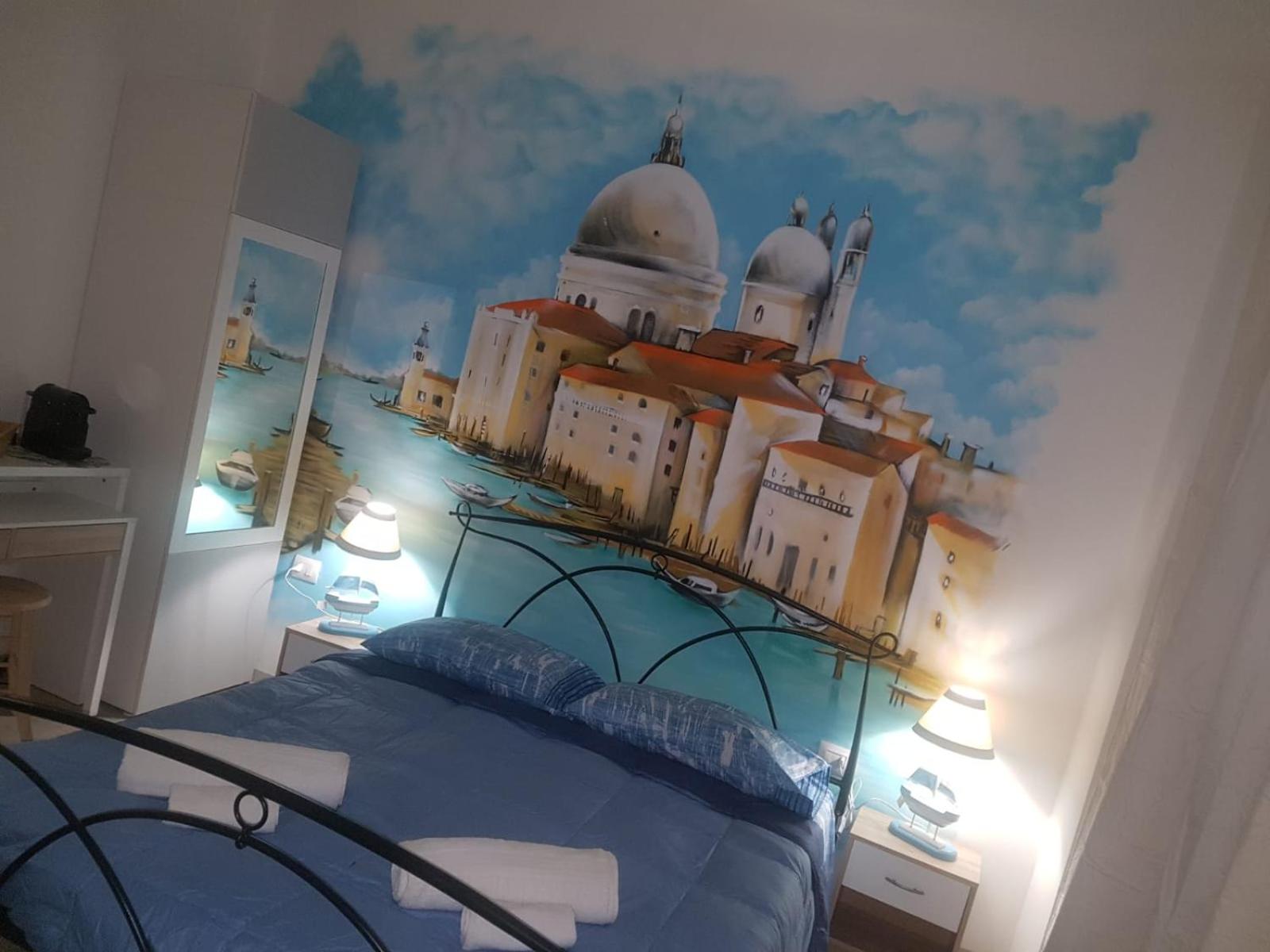 Double Room with Private Bathroom - Photo 5