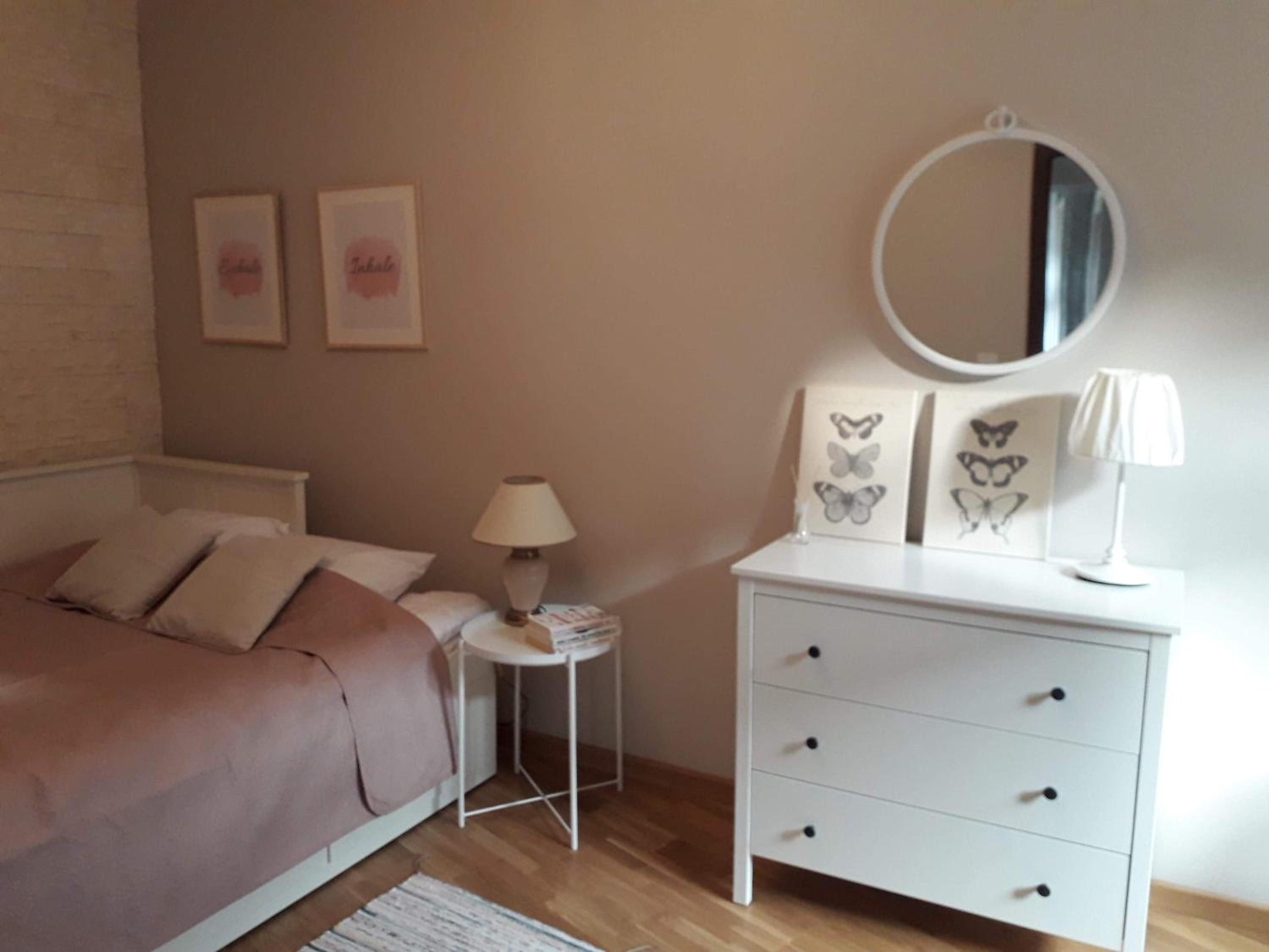 Two-Bedroom Apartment - Photo 3