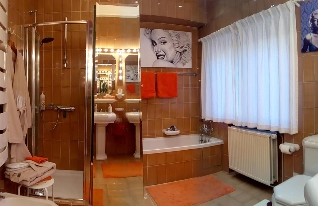 Suite with Pool View photo 2