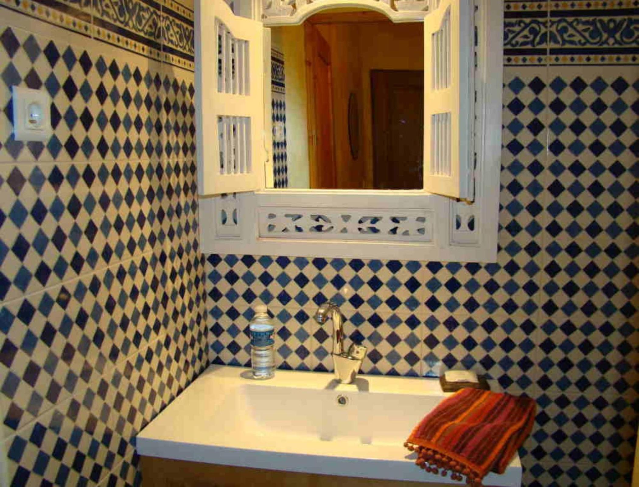 Double Room - Photo 21
