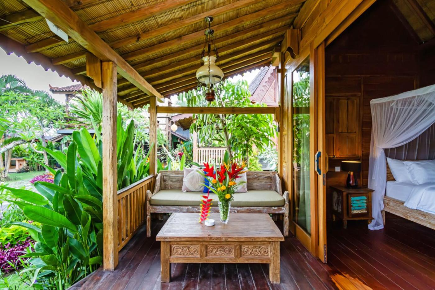 Bungalow - Beach Front - Photo 12