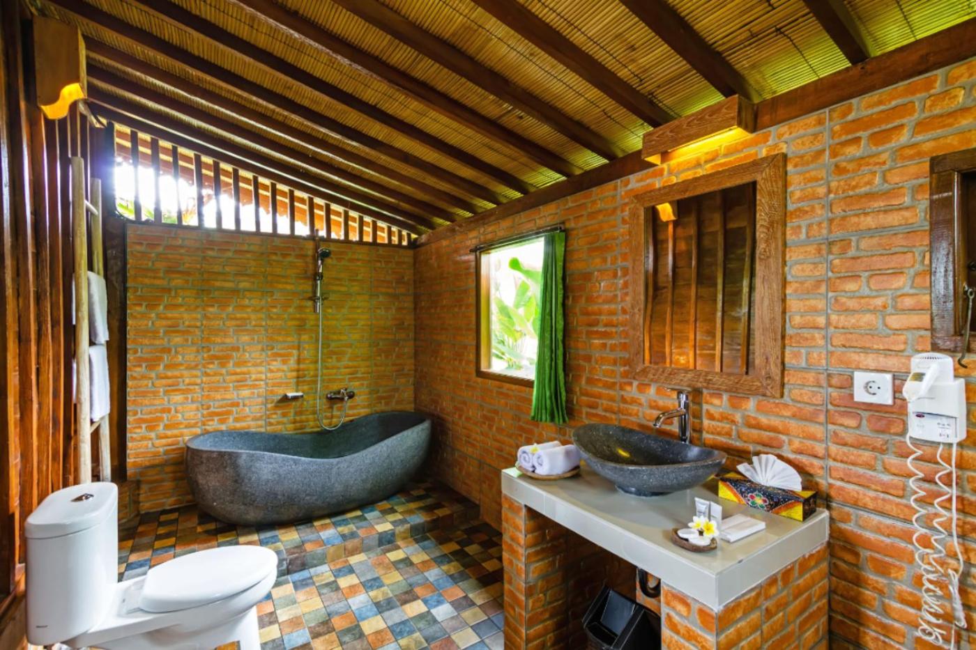 Bungalow - Beach Front - Photo 3