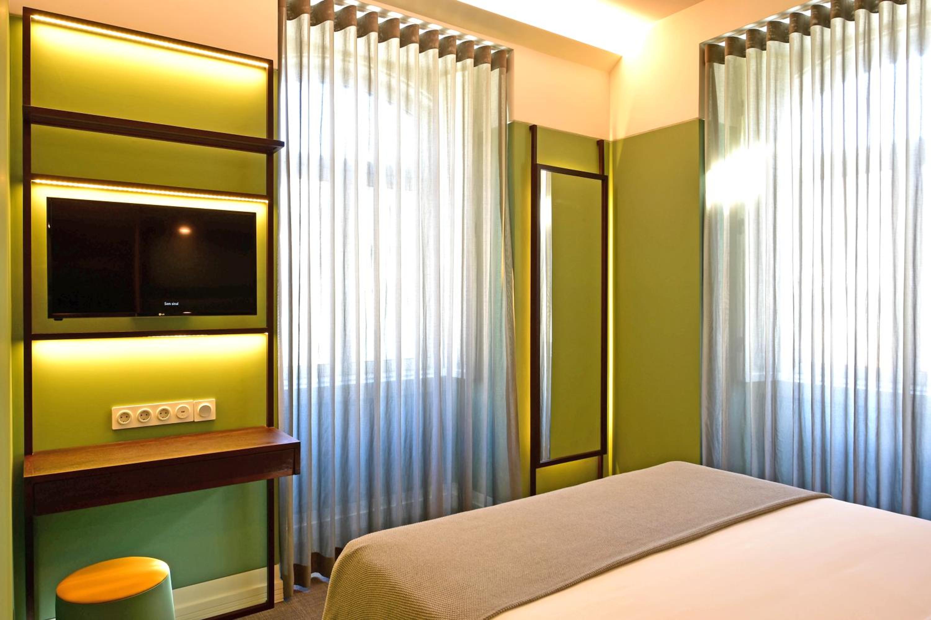 Double Room - Courtyard View
