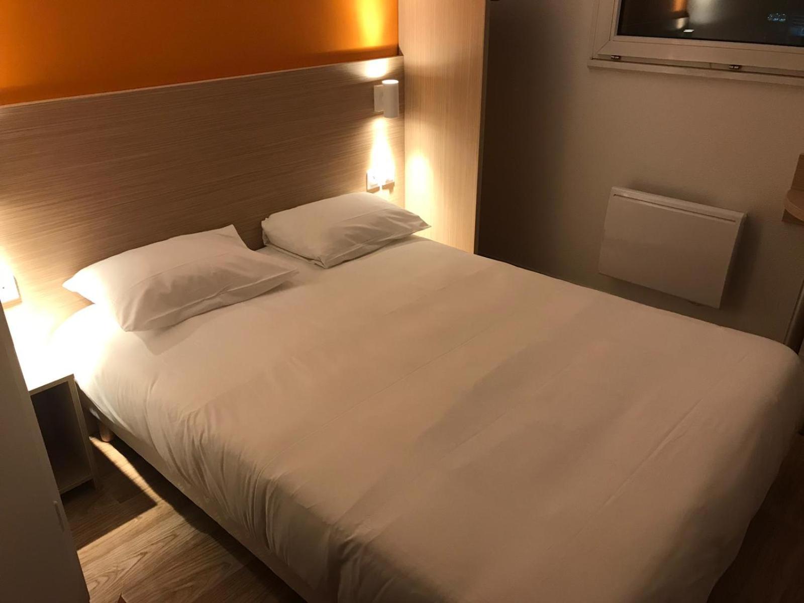 Standard Double Room - Photo 5