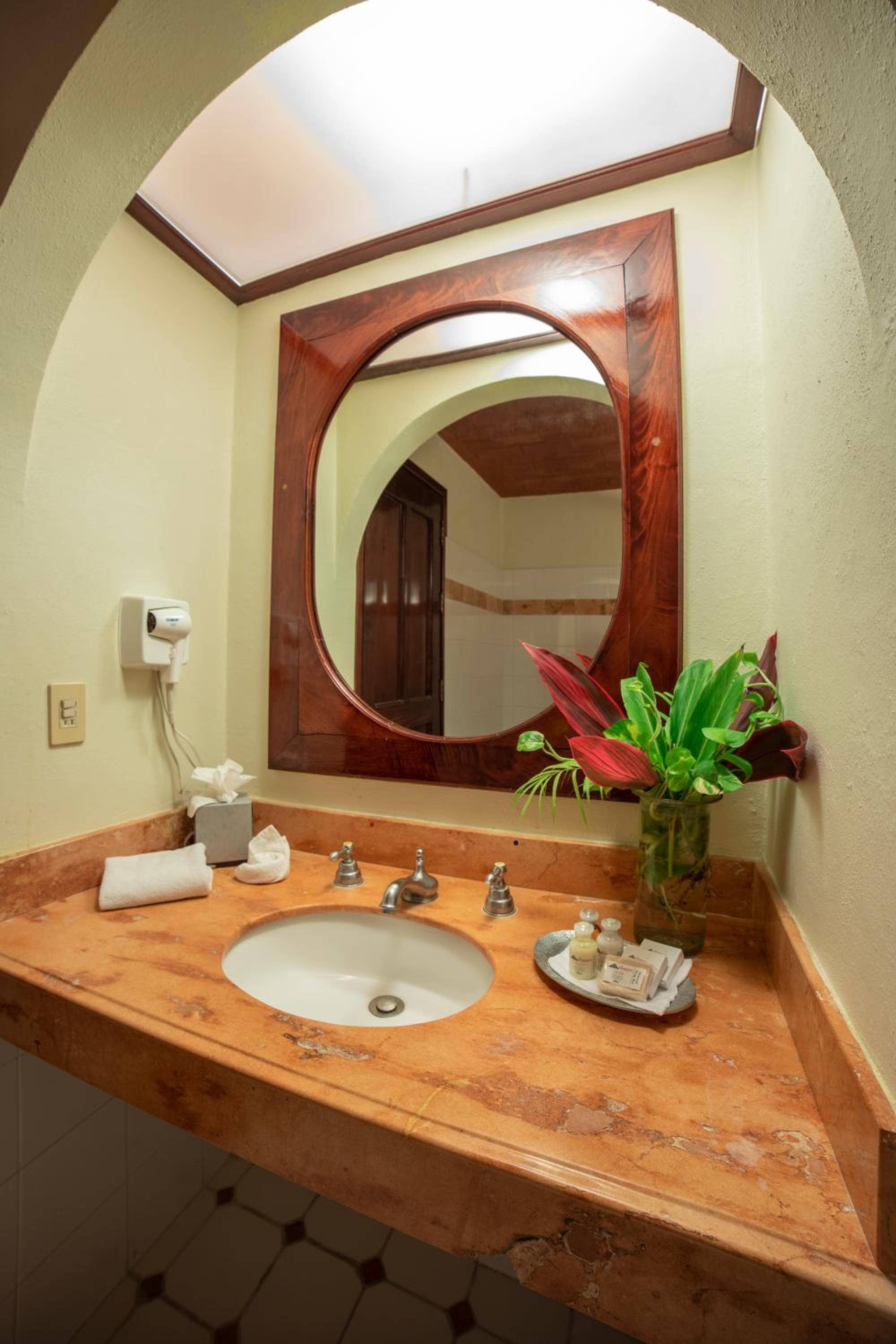 Superior Room - Photo 7